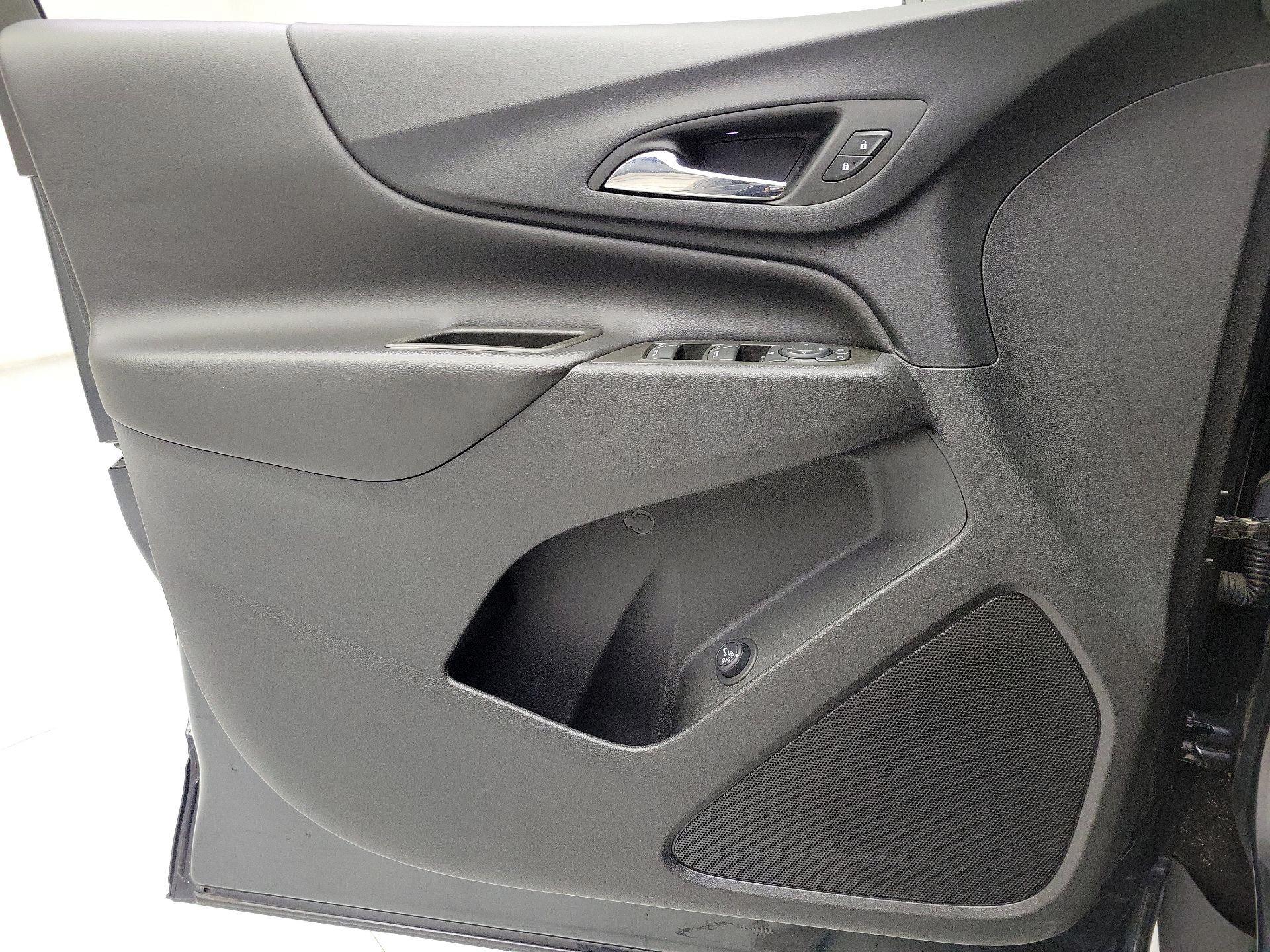 Thumbnail: 2023 Chevrolet Equinox - 12