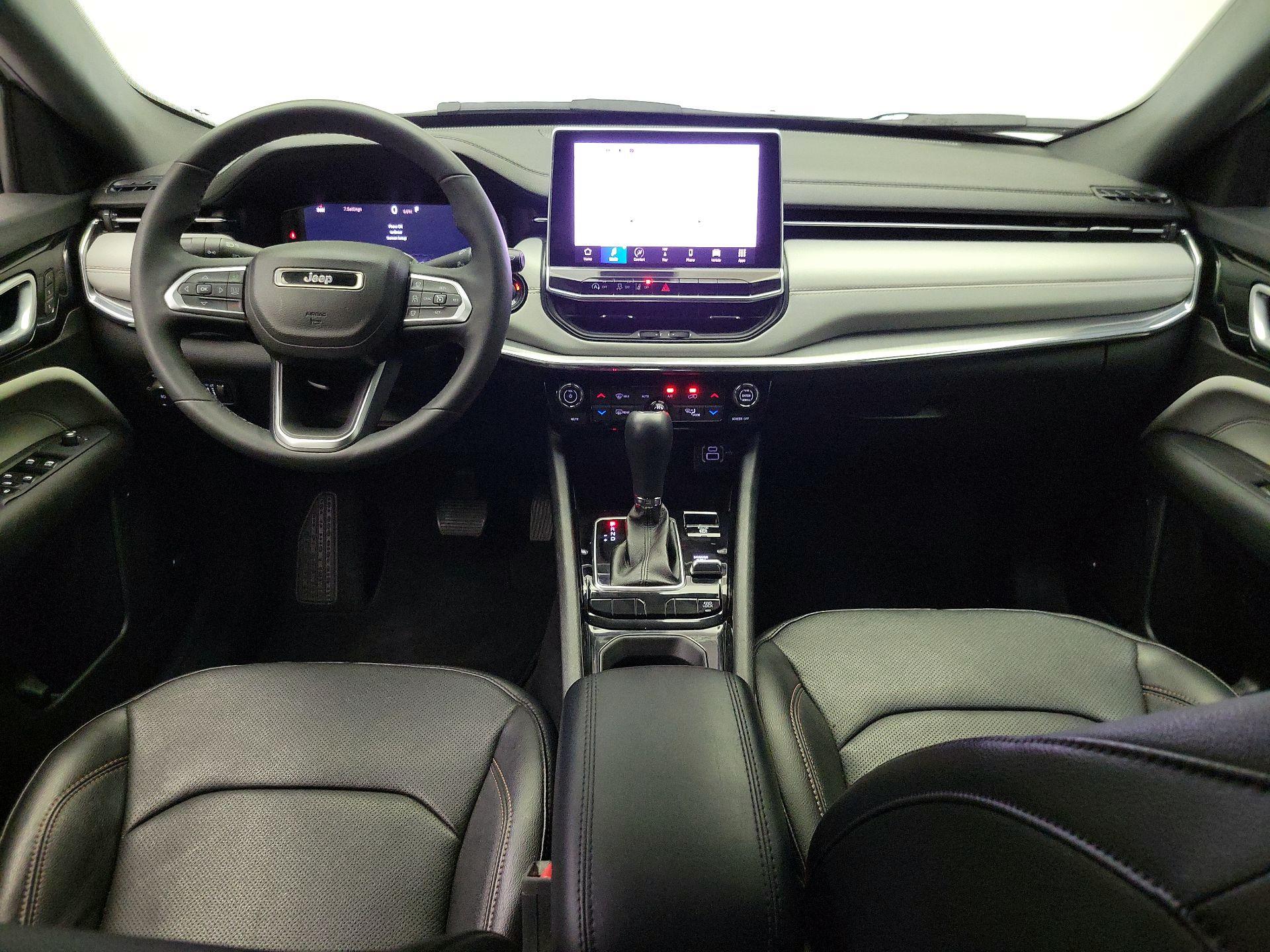 Thumbnail: 2023 Jeep Compass - 9