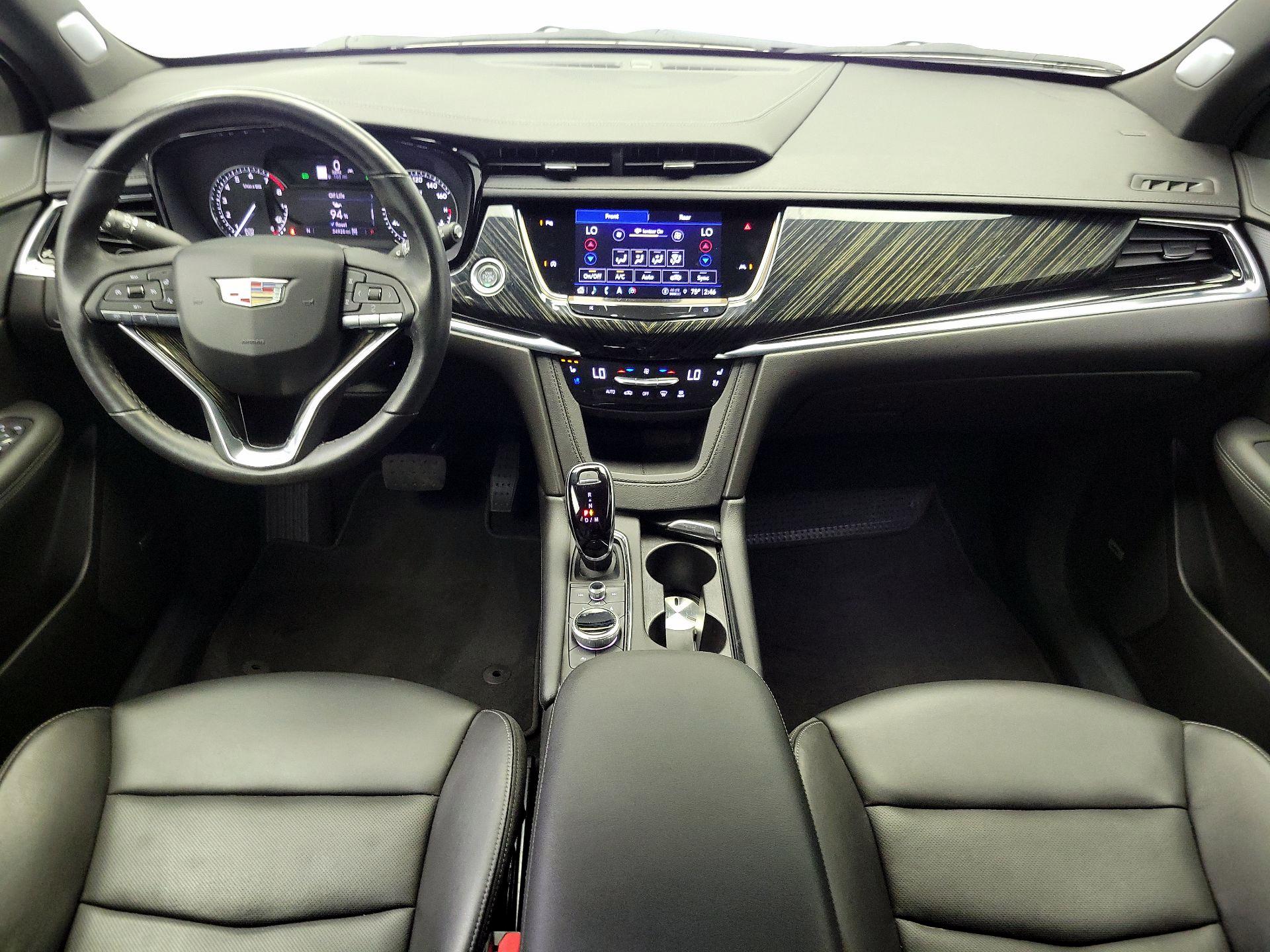 Thumbnail: 2023 Cadillac XT6 - 9