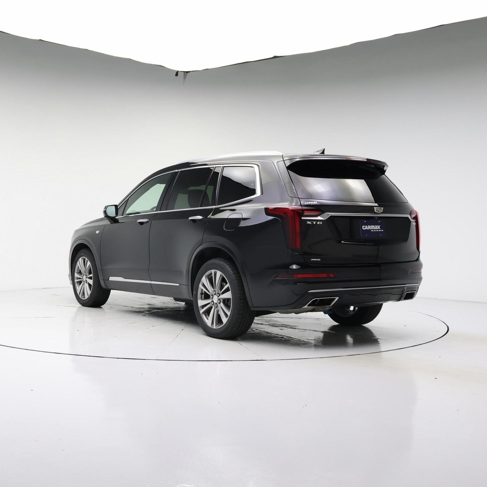Thumbnail: 2023 Cadillac XT6 - 2
