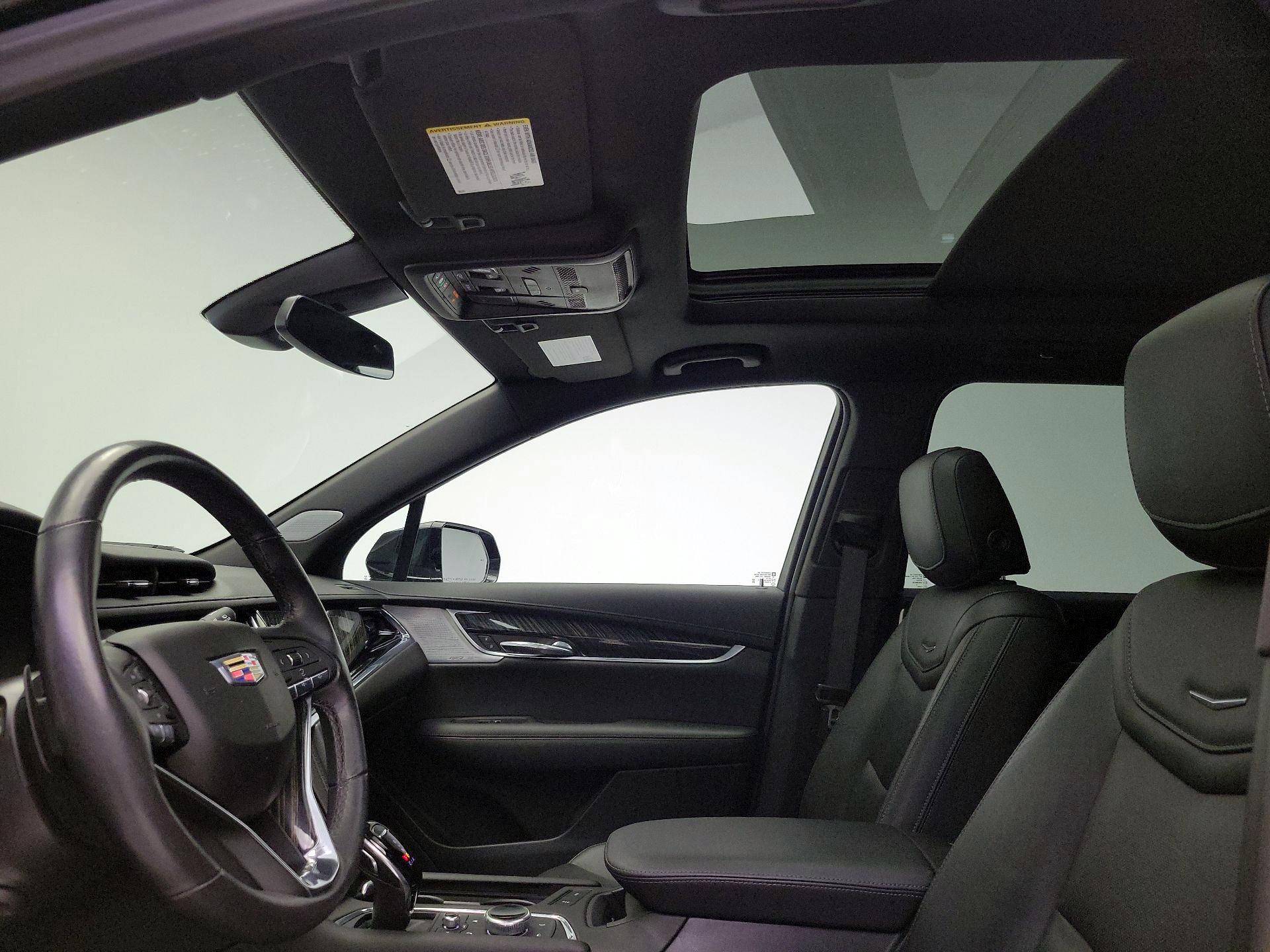 Thumbnail: 2023 Cadillac XT6 - 20