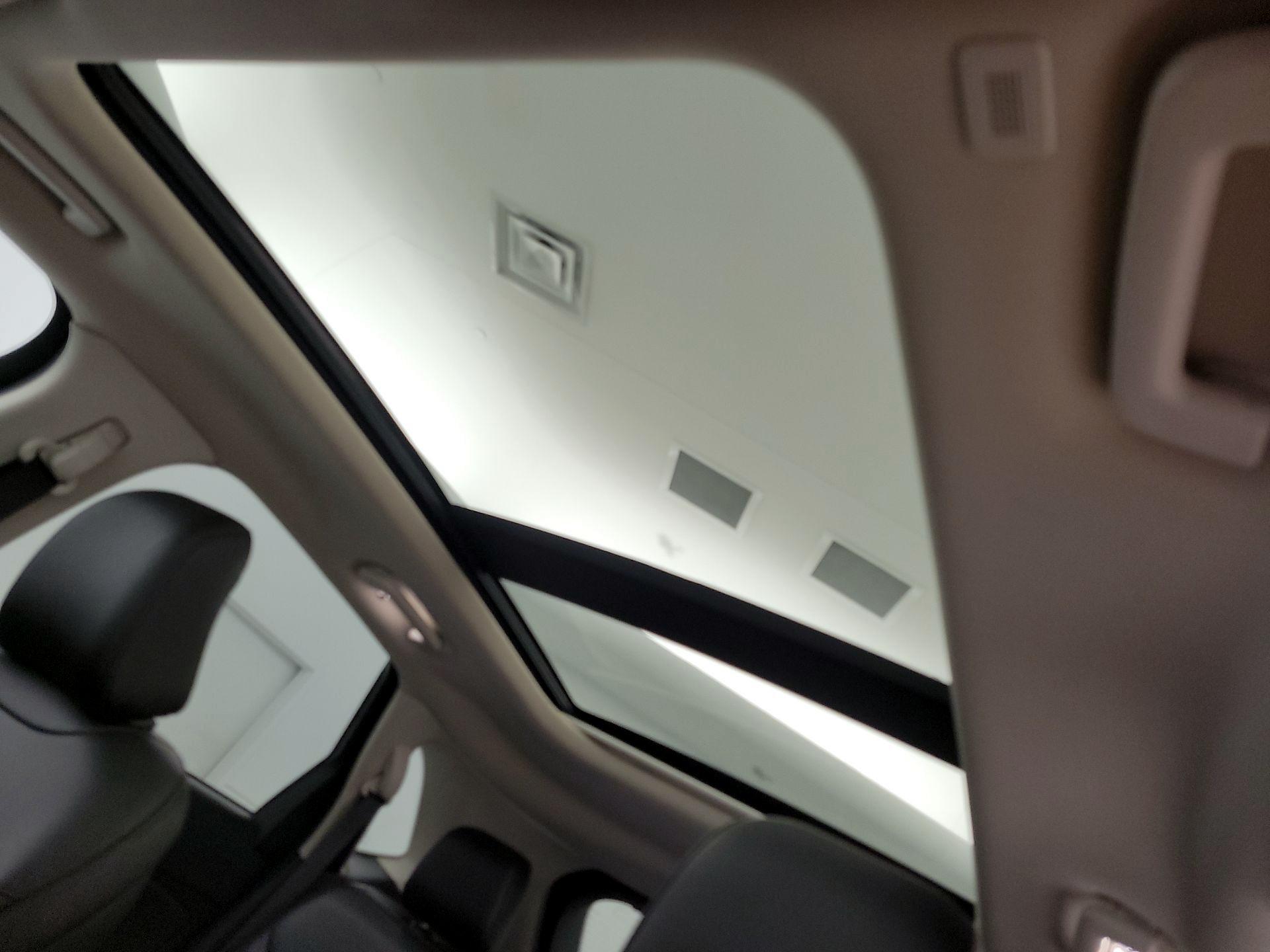 Thumbnail: 2023 Ford Edge - 19