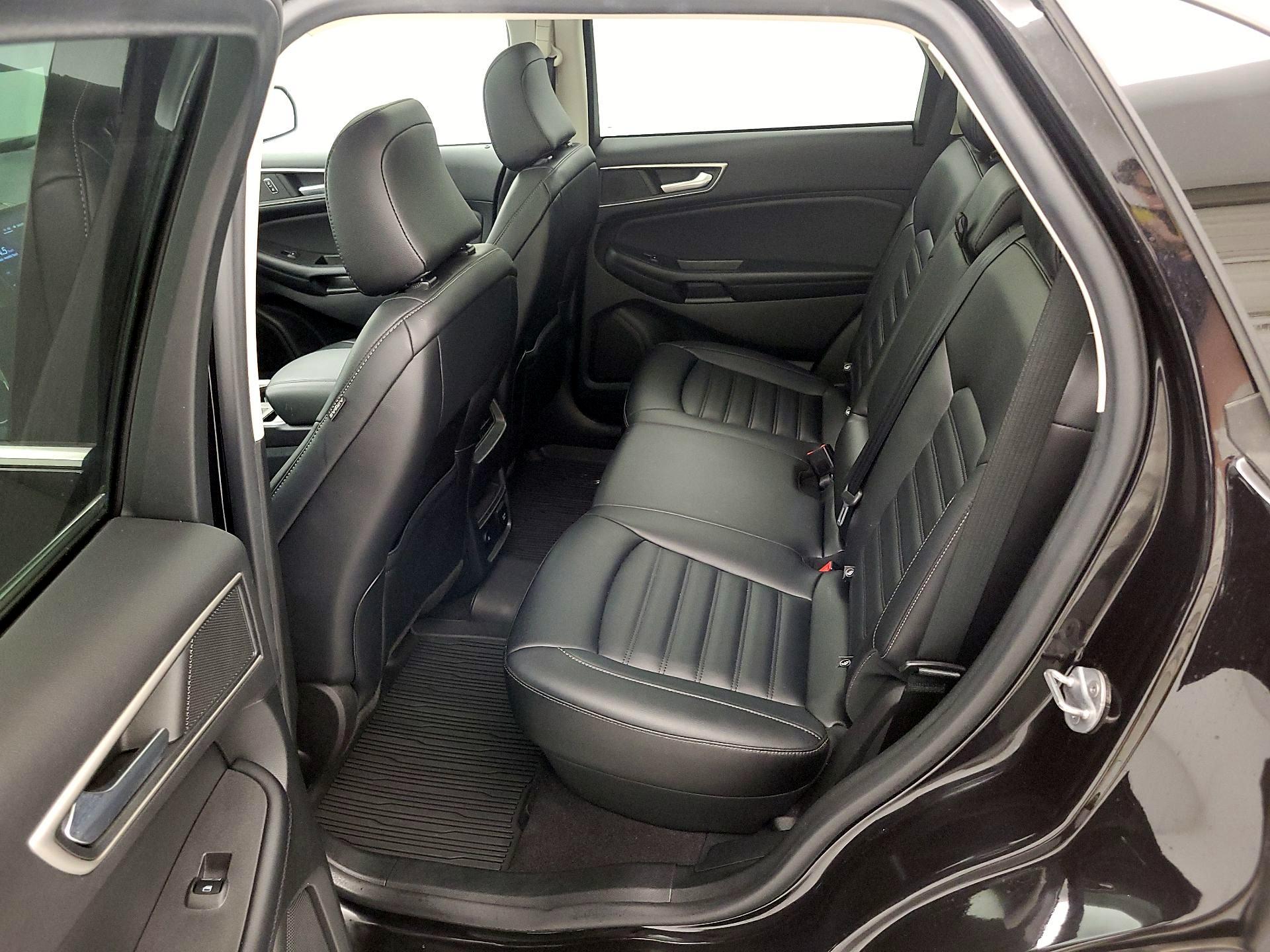 Thumbnail: 2023 Ford Edge - 20