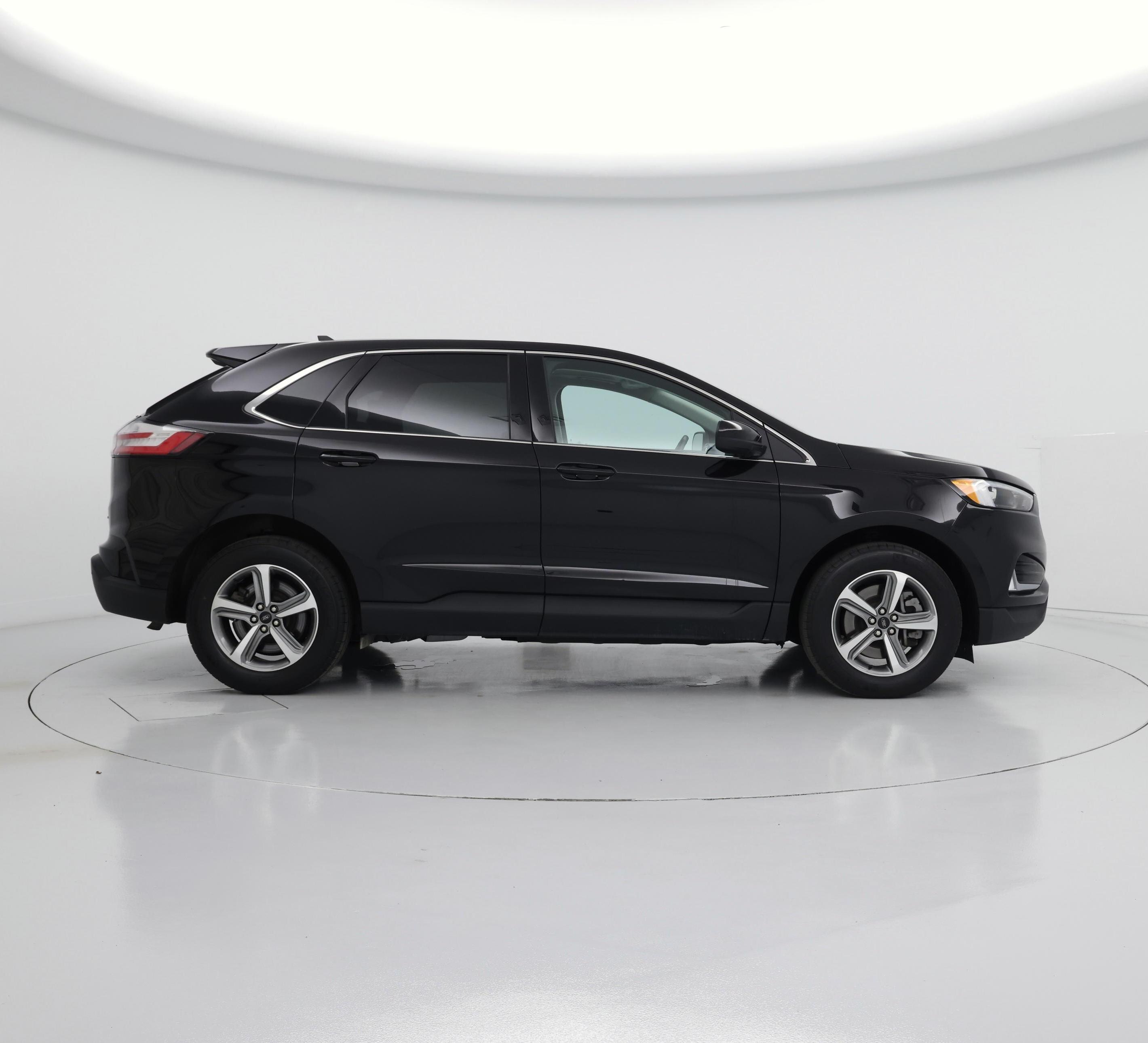 Thumbnail: 2023 Ford Edge - 7