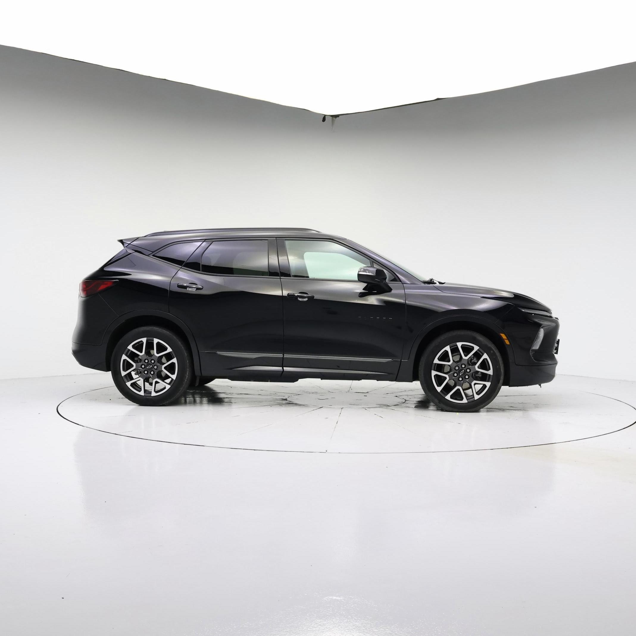 Thumbnail: 2023 Chevrolet Blazer - 7