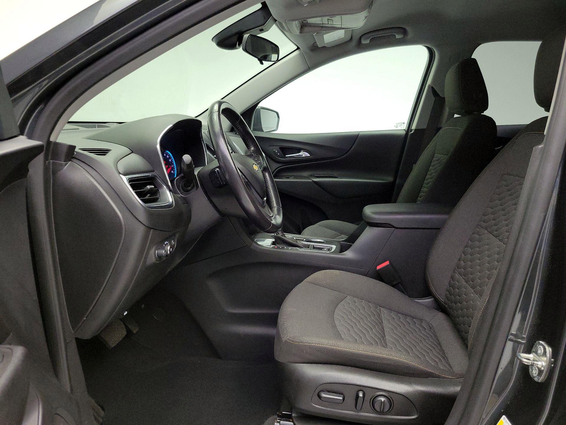 Thumbnail: 2021 Chevrolet Equinox - 11