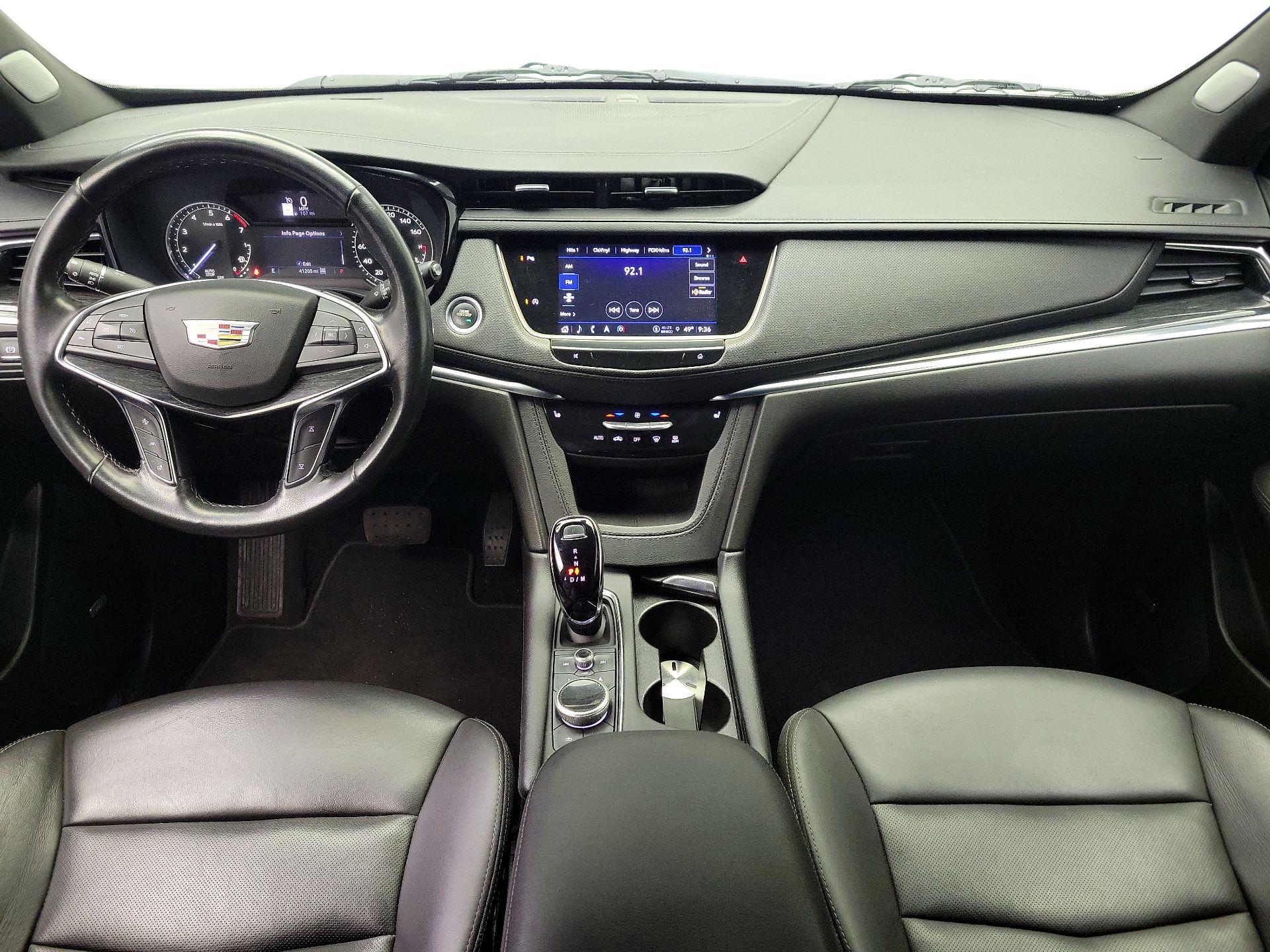 Thumbnail: 2023 Cadillac XT5 - 9