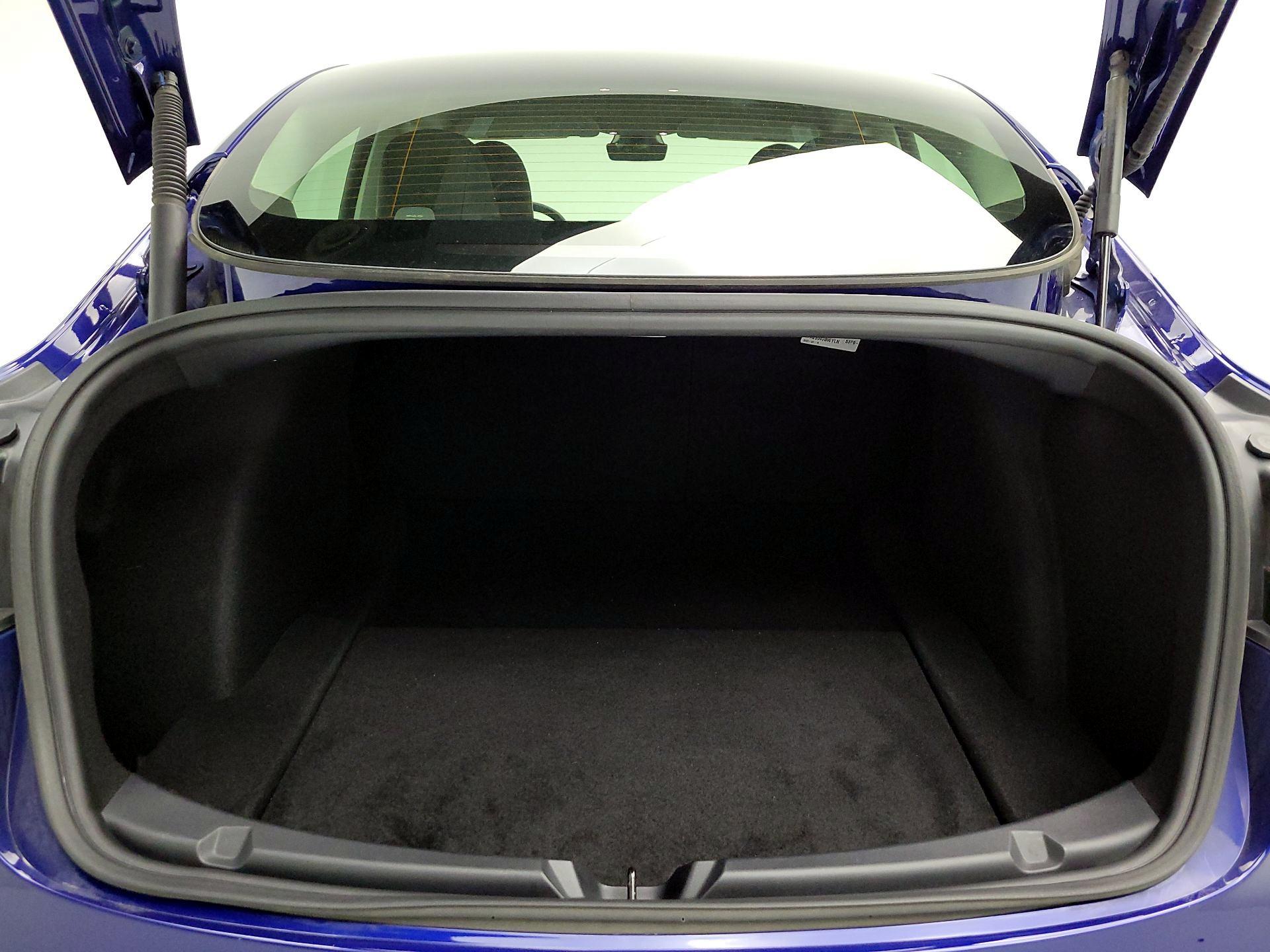 Thumbnail: 2023 Tesla Model 3 - 16