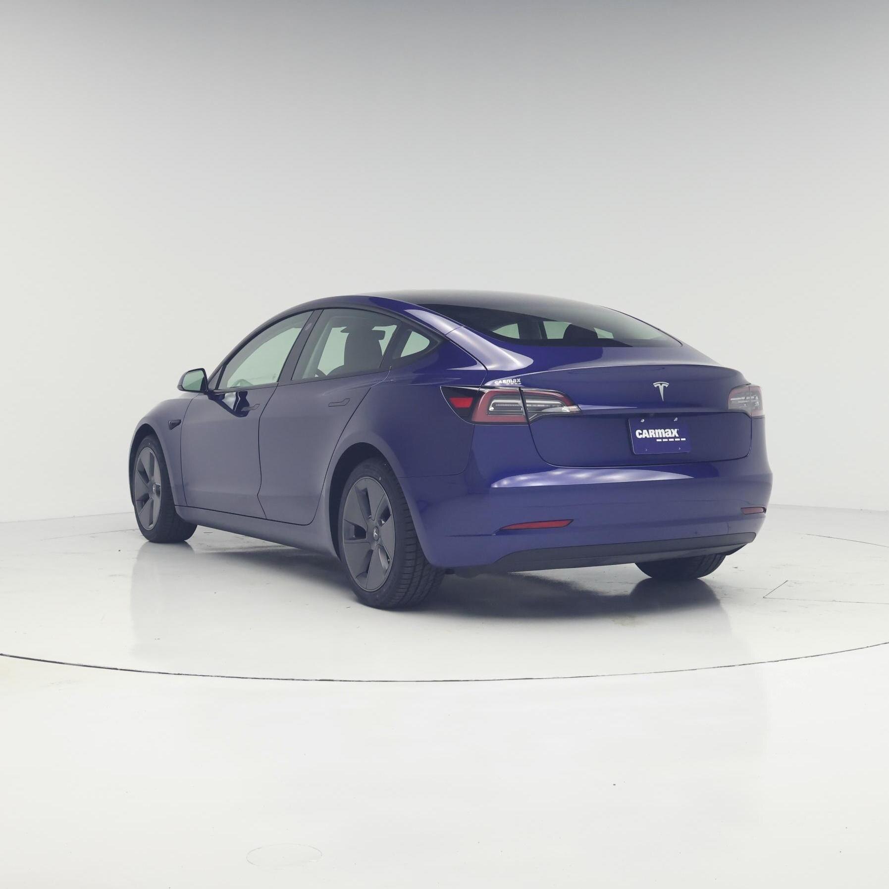 Thumbnail: 2023 Tesla Model 3 - 2