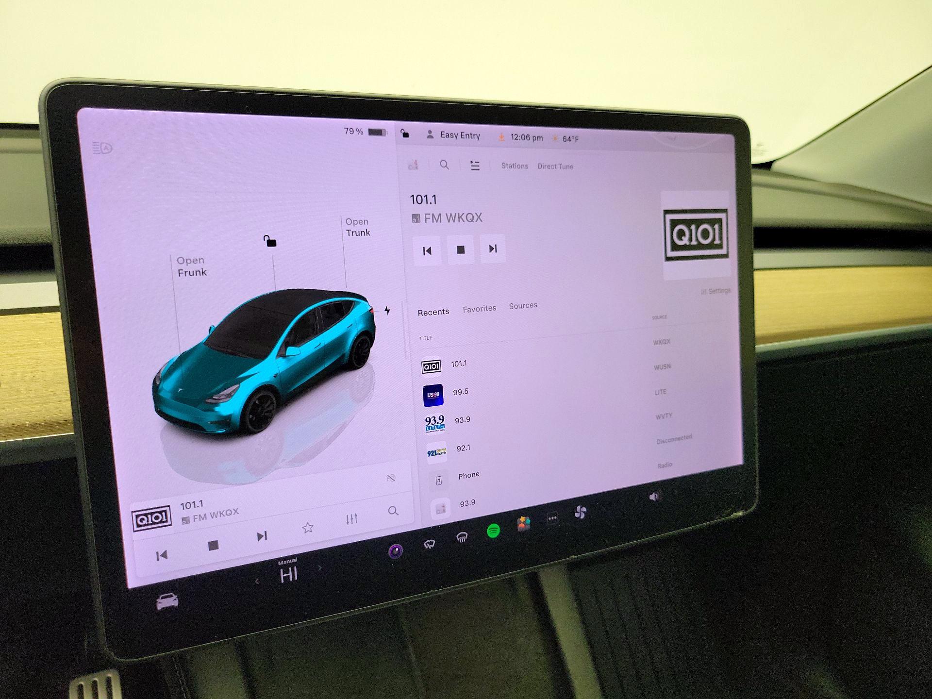 Thumbnail: 2022 Tesla Model Y - 15