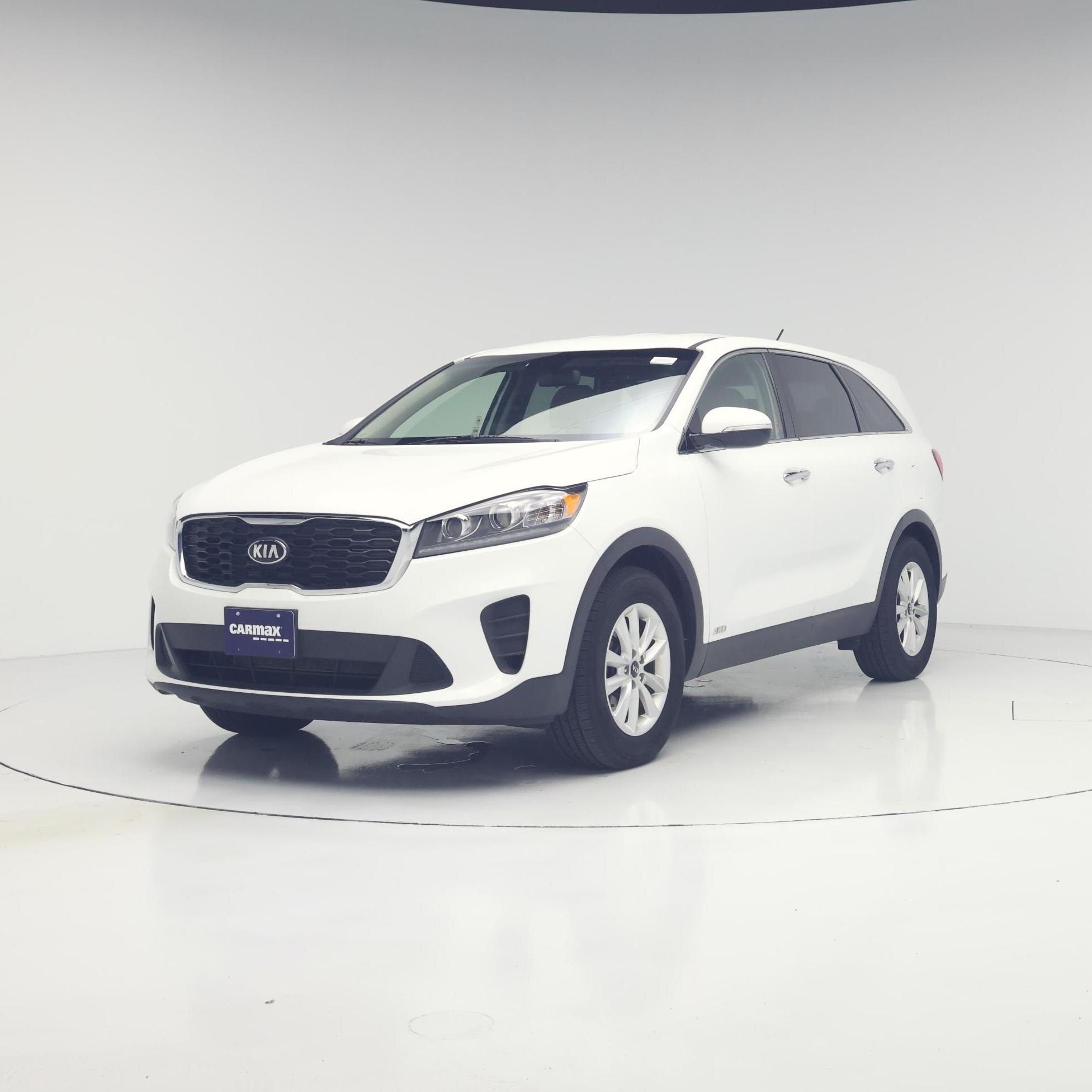 Thumbnail: 2019 Kia Sorento - 4