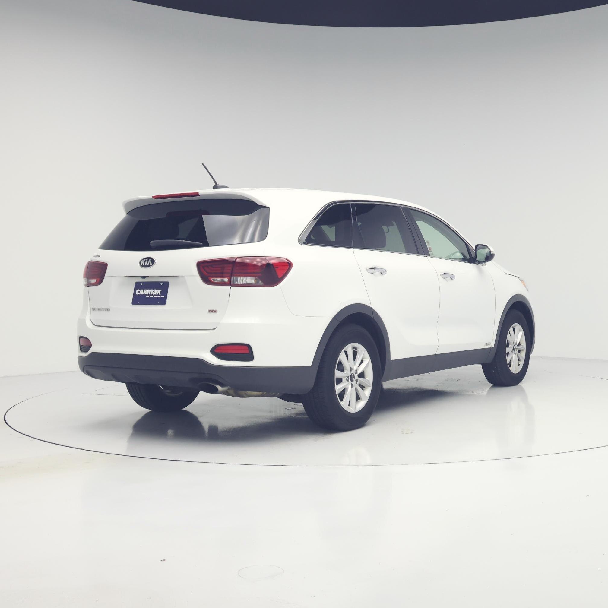 Thumbnail: 2019 Kia Sorento - 8