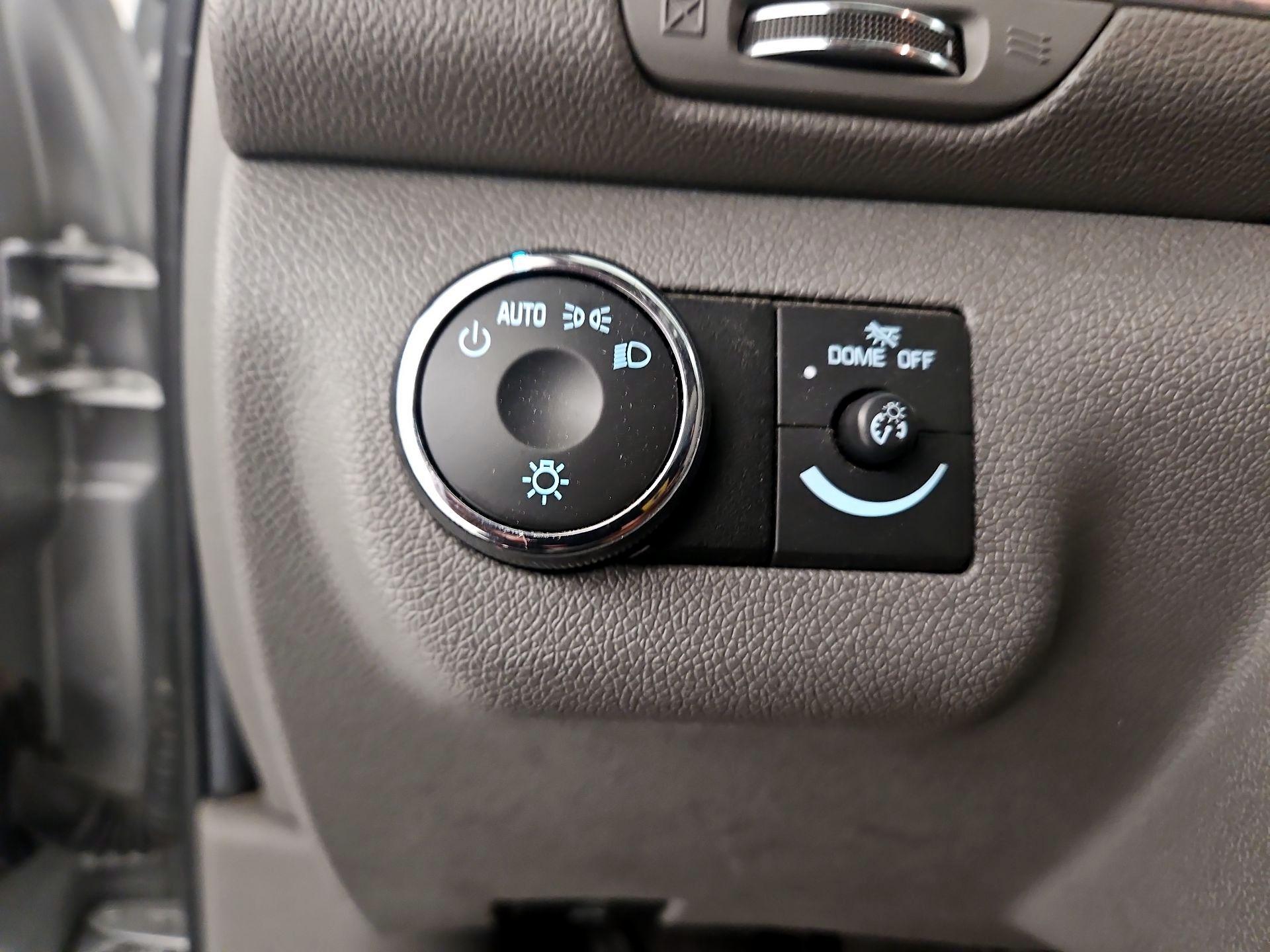 Thumbnail: 2016 Chevrolet Traverse - 11