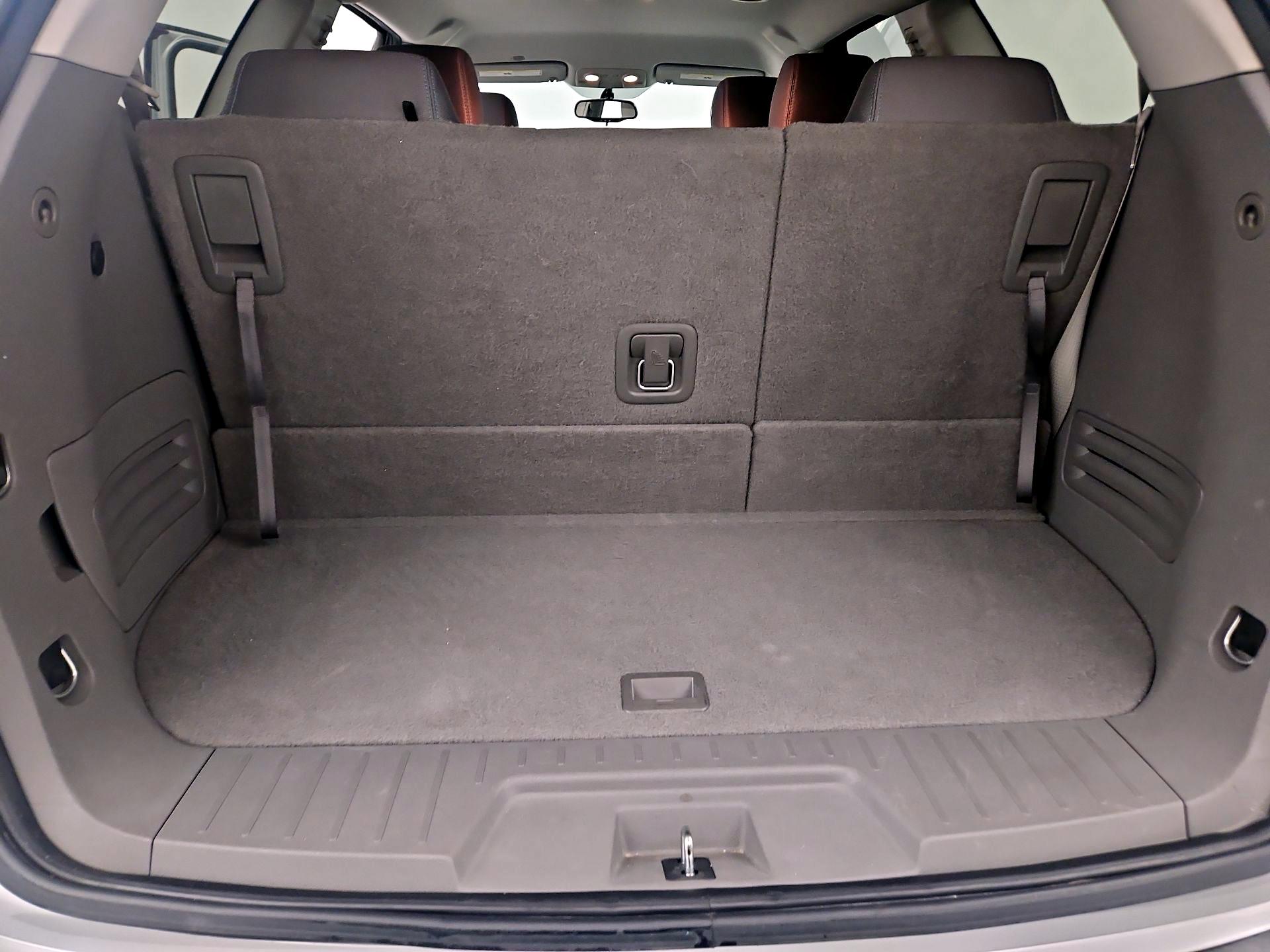 Thumbnail: 2016 Chevrolet Traverse - 19