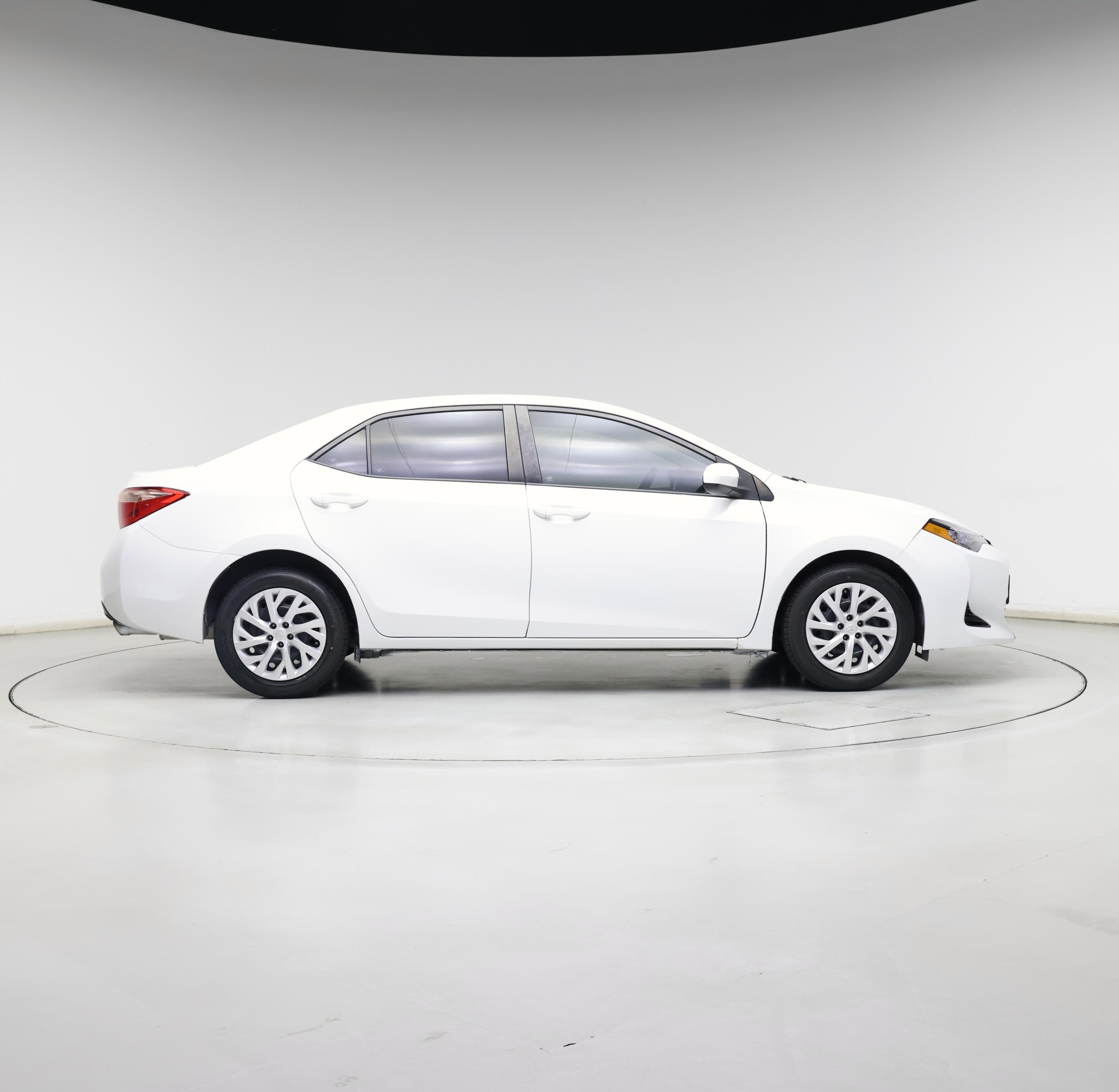 Thumbnail: 2017 Toyota Corolla - 7