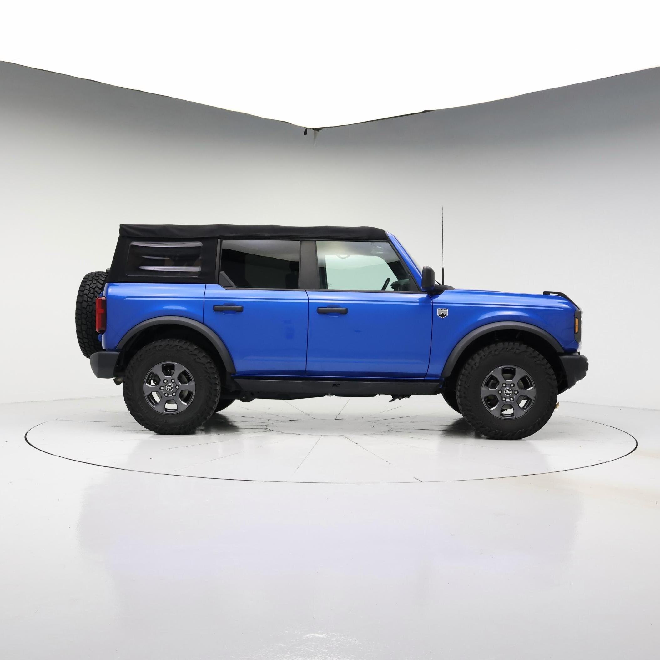 Thumbnail: 2021 Ford Bronco - 7