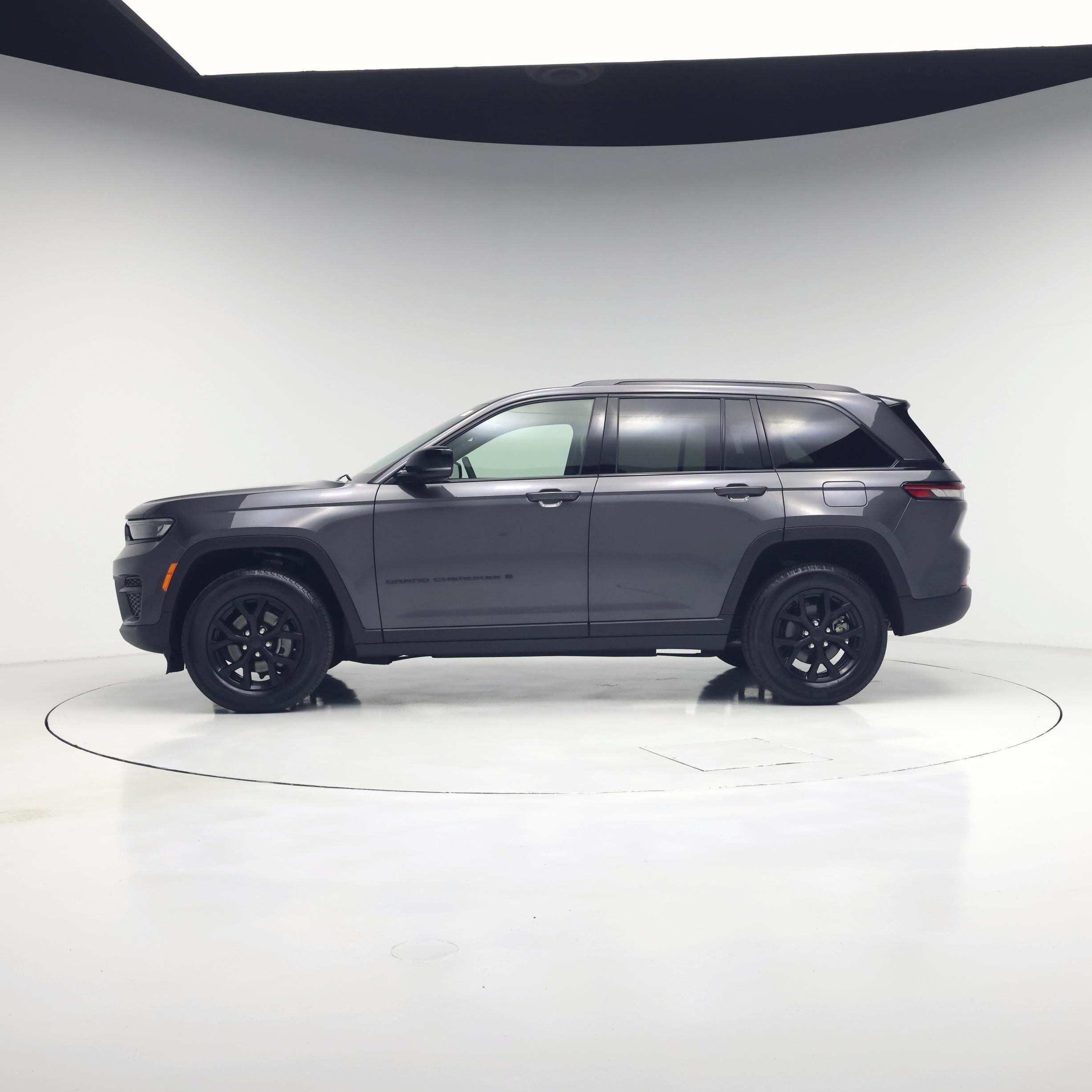 Thumbnail: 2024 Jeep Grand Cherokee - 3