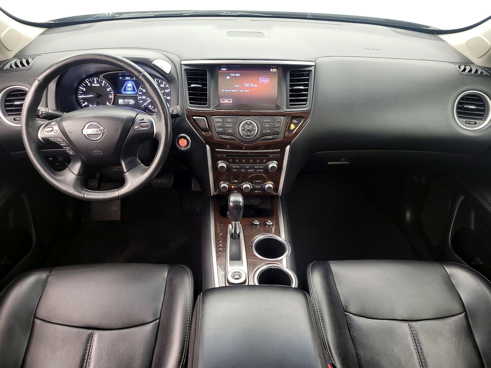 Thumbnail: 2015 Nissan Pathfinder - 9