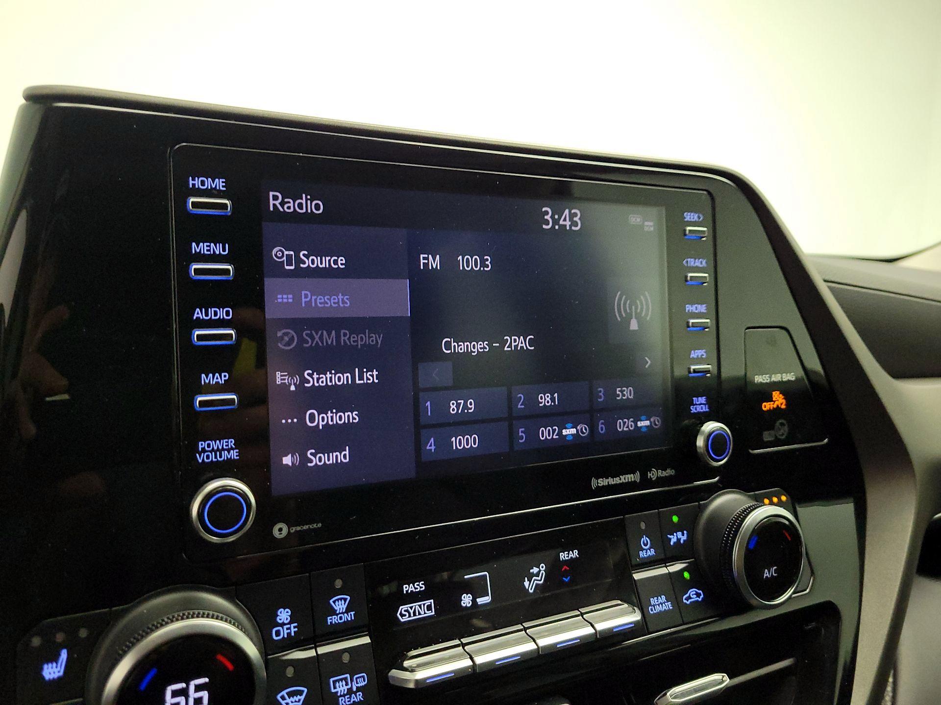 Thumbnail: 2022 Toyota Highlander - 13