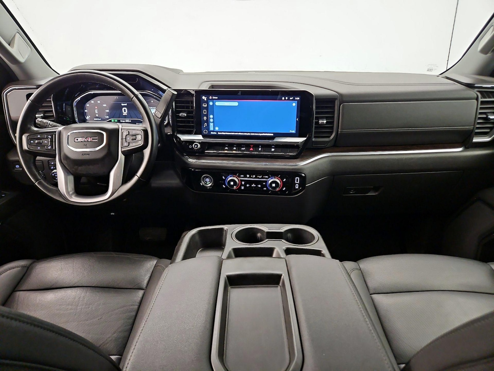 2024 GMC Sierra 1500 SLT - Photo 10