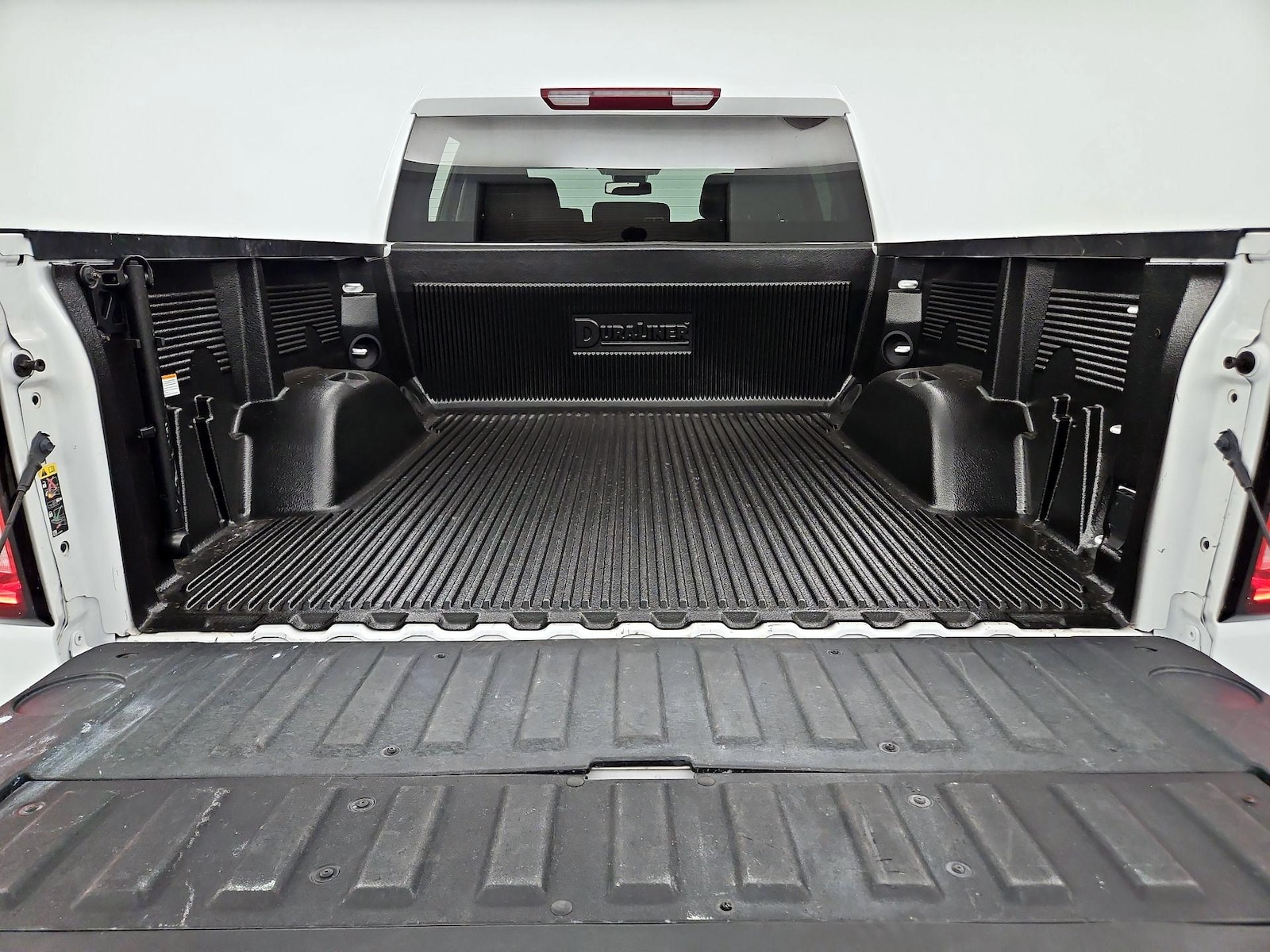 2024 GMC Sierra 1500 SLT - Photo 22