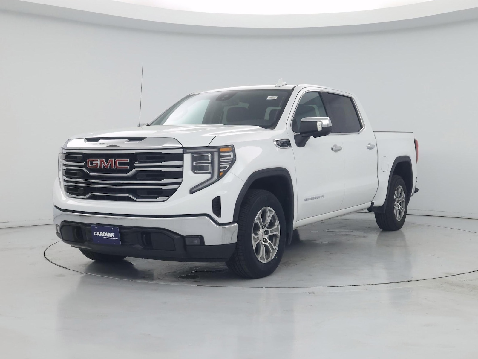 2024 GMC Sierra 1500 SLT - Photo 5