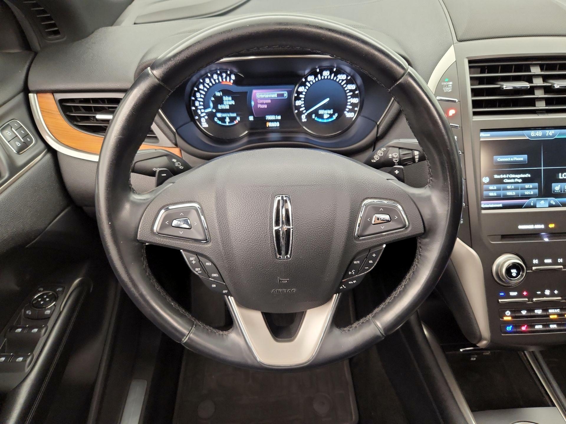 Thumbnail: 2015 Lincoln MKC - 10