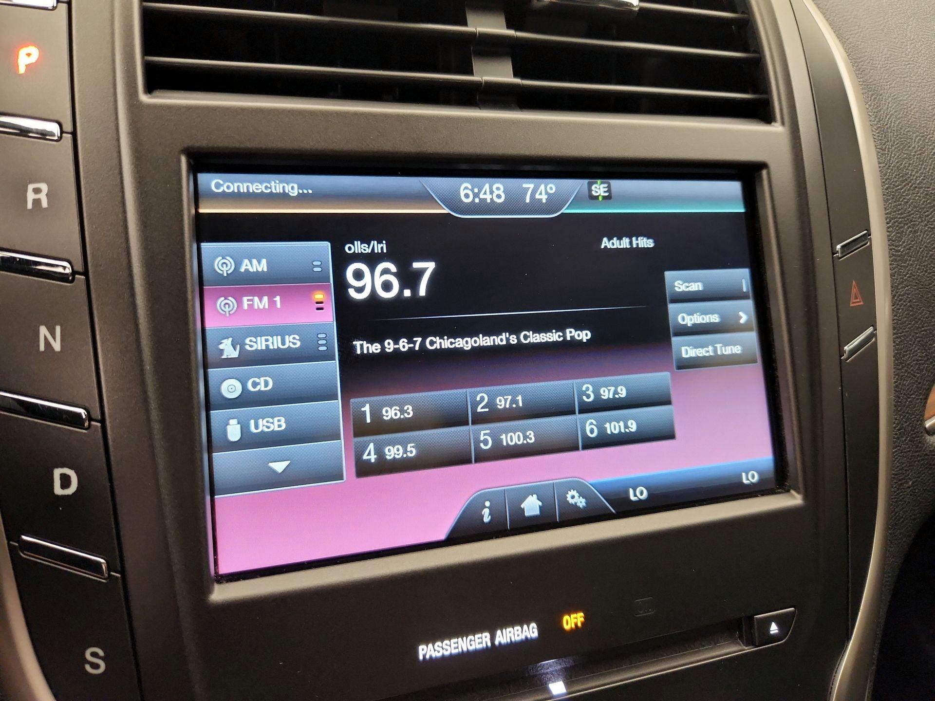 Thumbnail: 2015 Lincoln MKC - 15