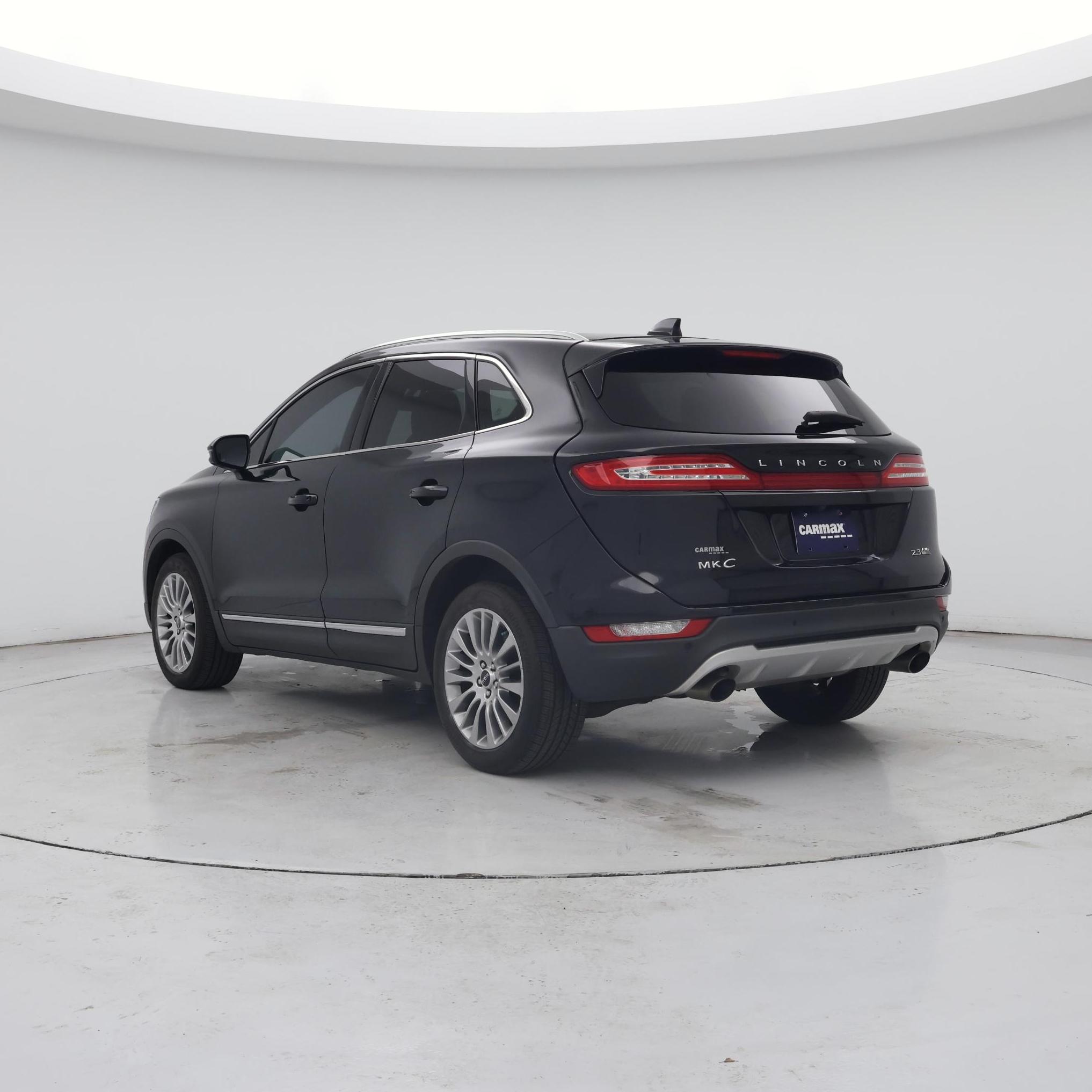 Thumbnail: 2015 Lincoln MKC - 2