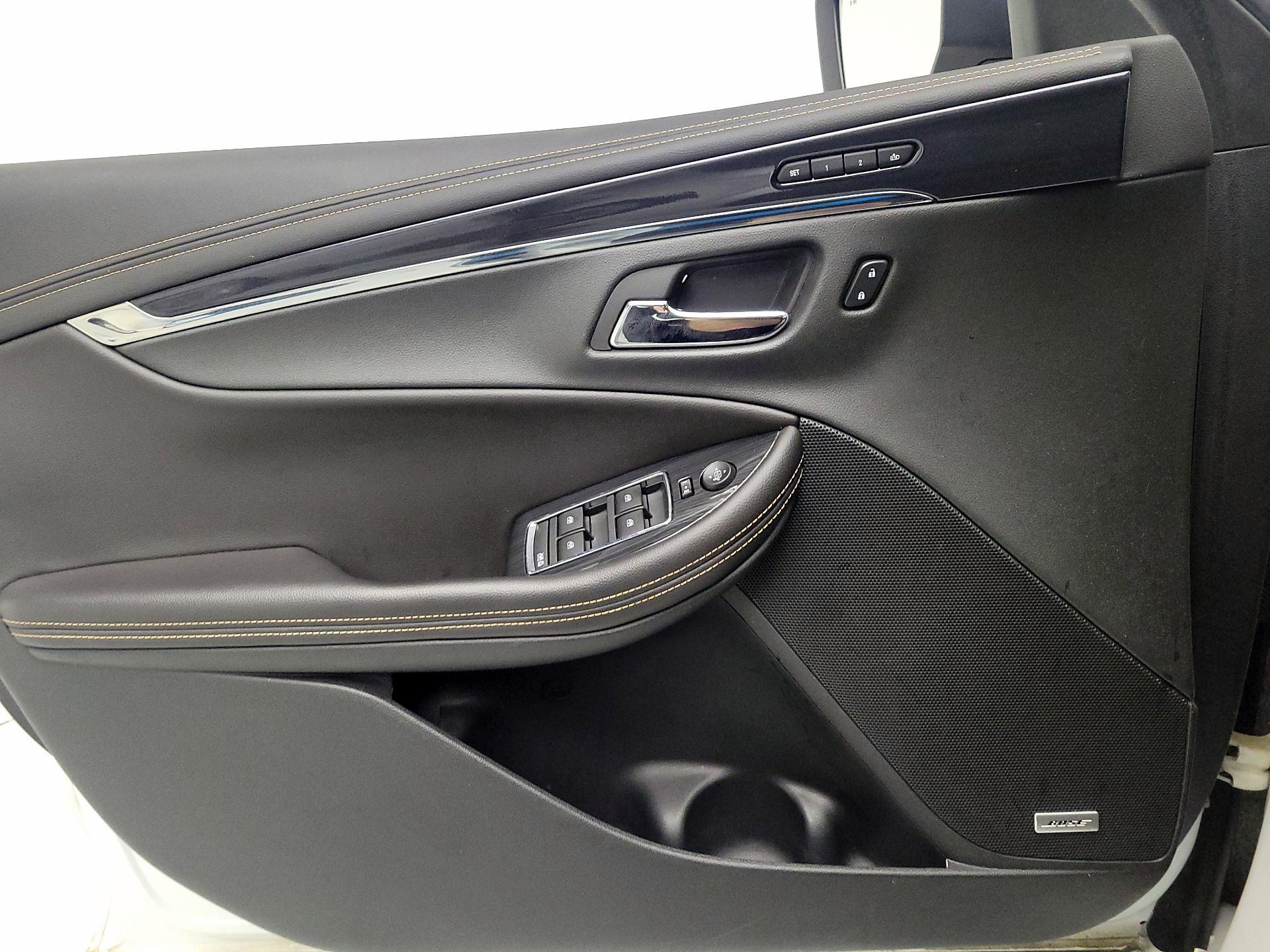 Thumbnail: 2016 Chevrolet Impala - 12