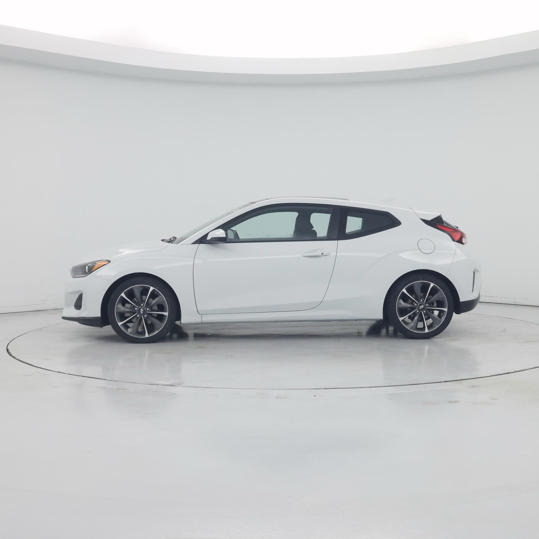 Thumbnail: 2019 Hyundai Veloster - 3