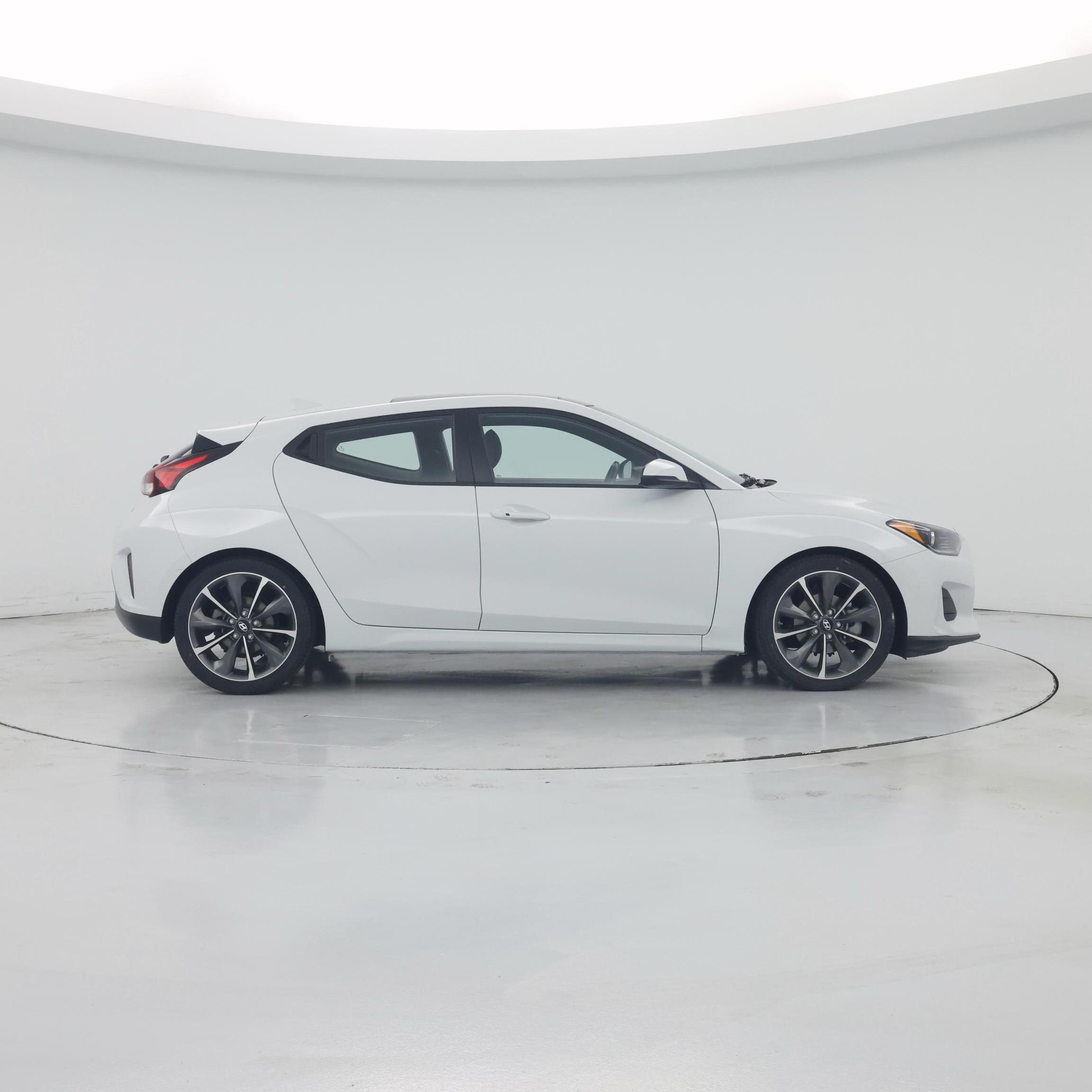 Thumbnail: 2019 Hyundai Veloster - 7
