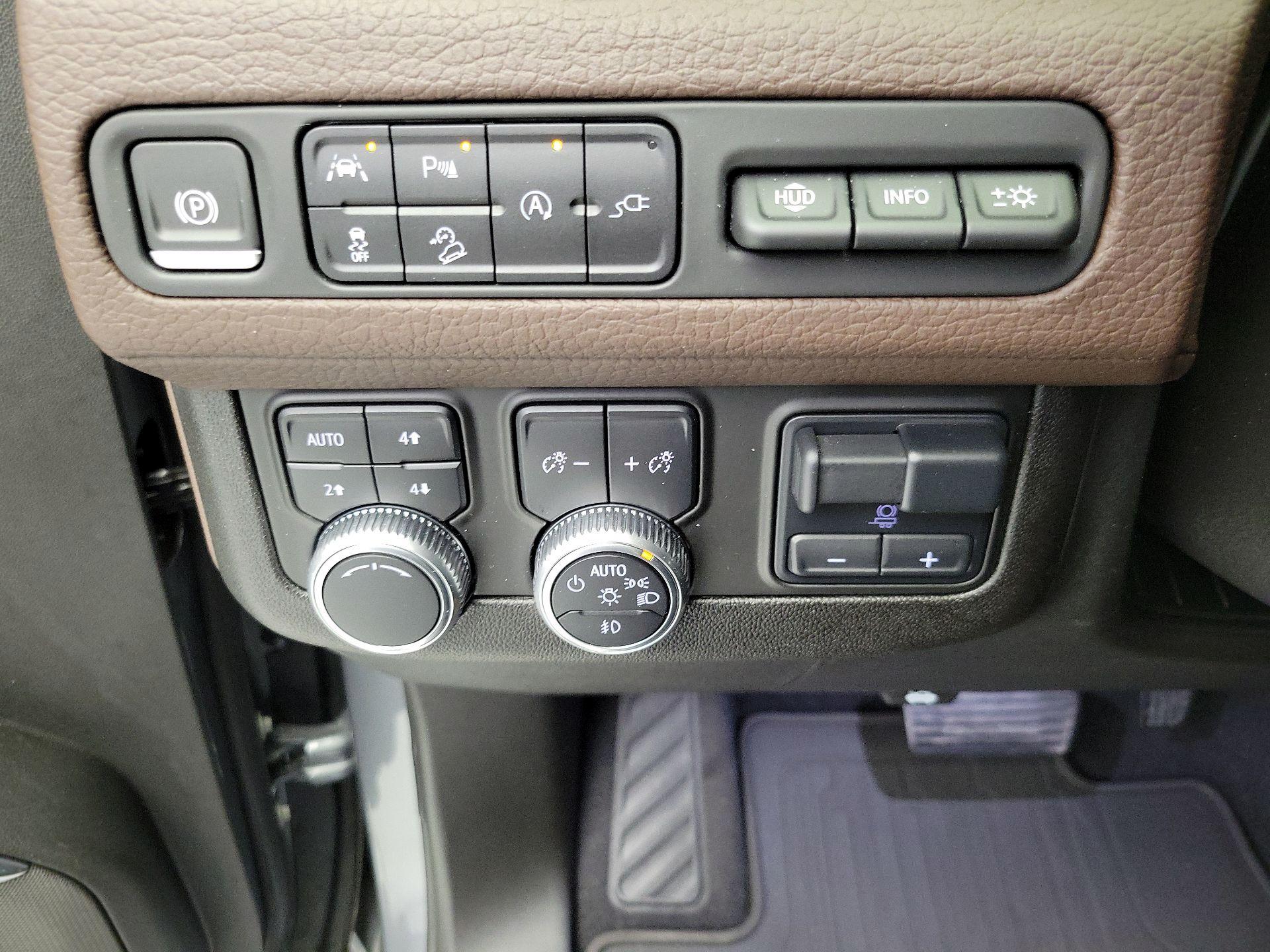 Thumbnail: 2021 GMC Yukon - 13