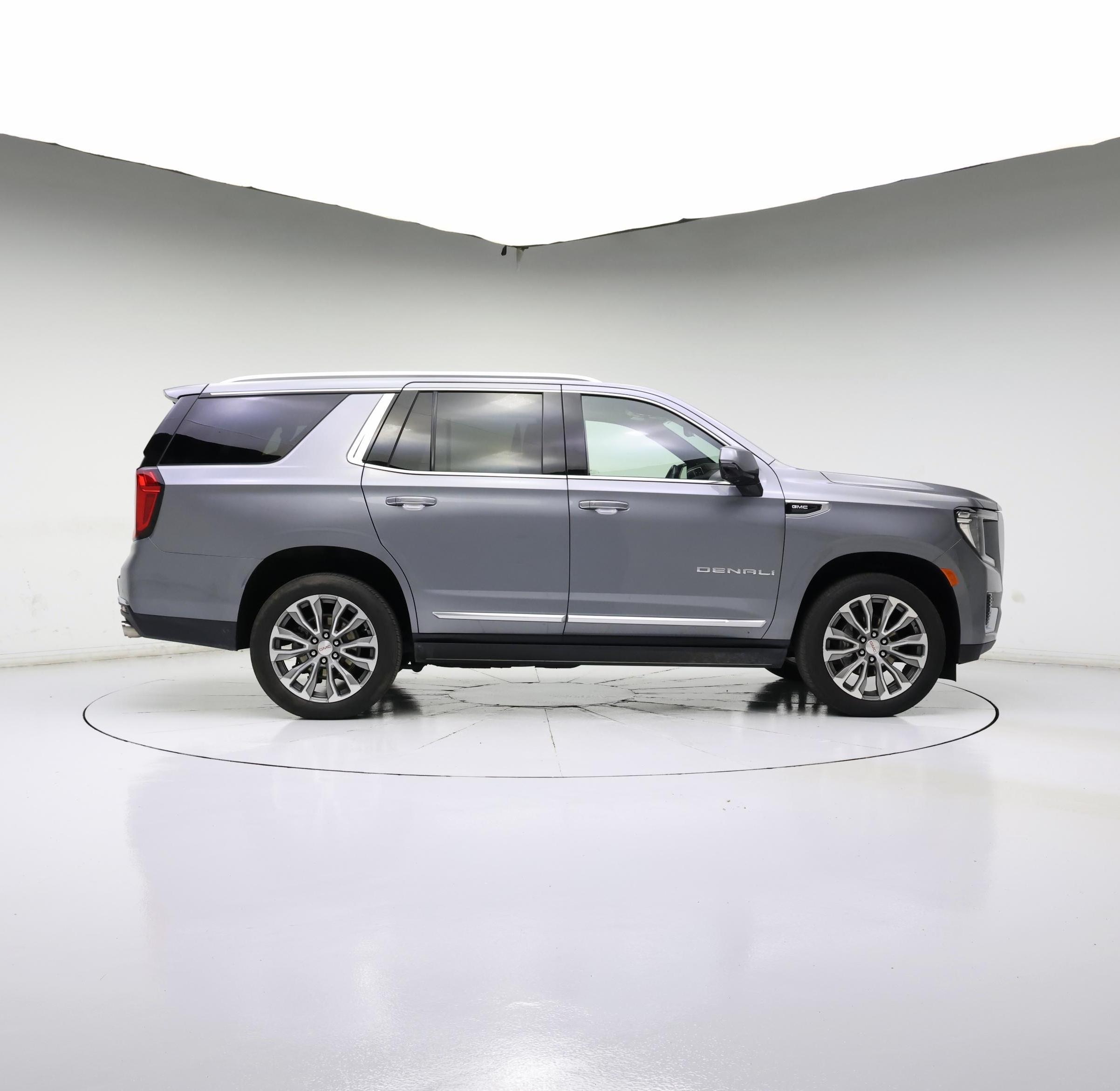 Thumbnail: 2021 GMC Yukon - 3