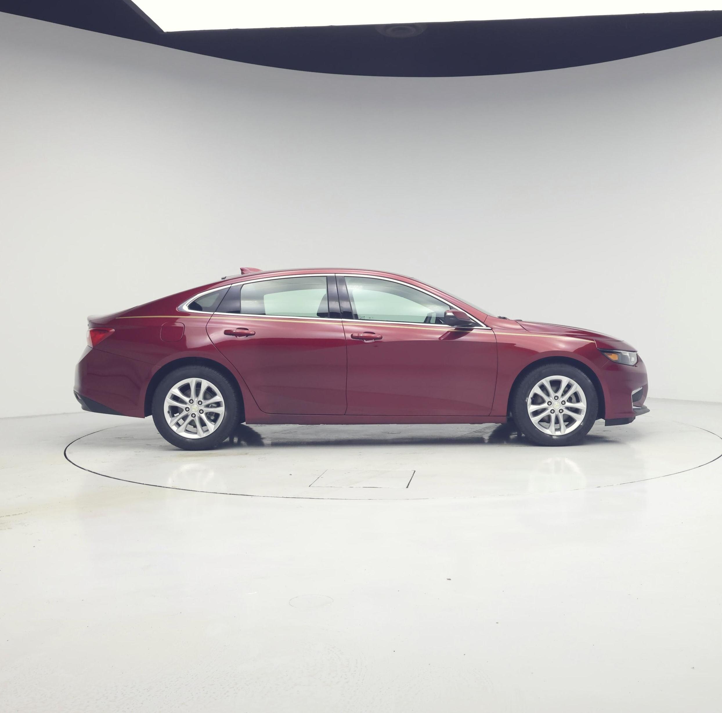 Thumbnail: 2017 Chevrolet Malibu - 7