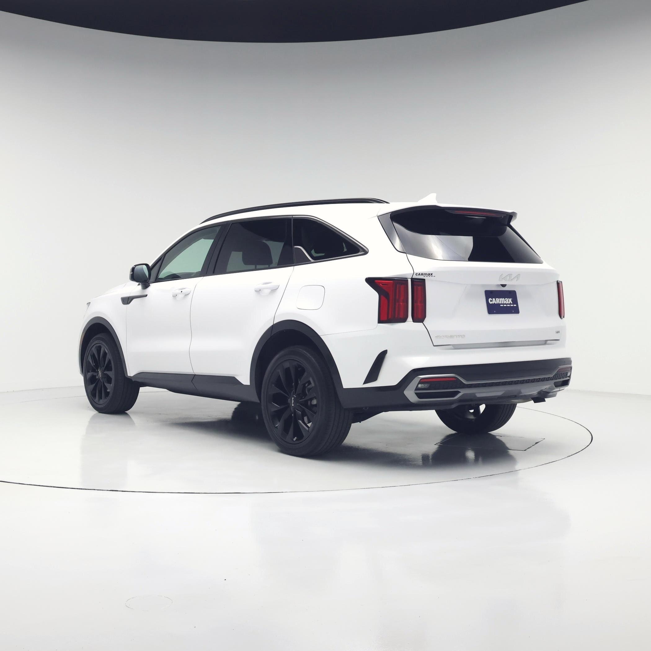 Thumbnail: 2023 Kia Sorento - 2