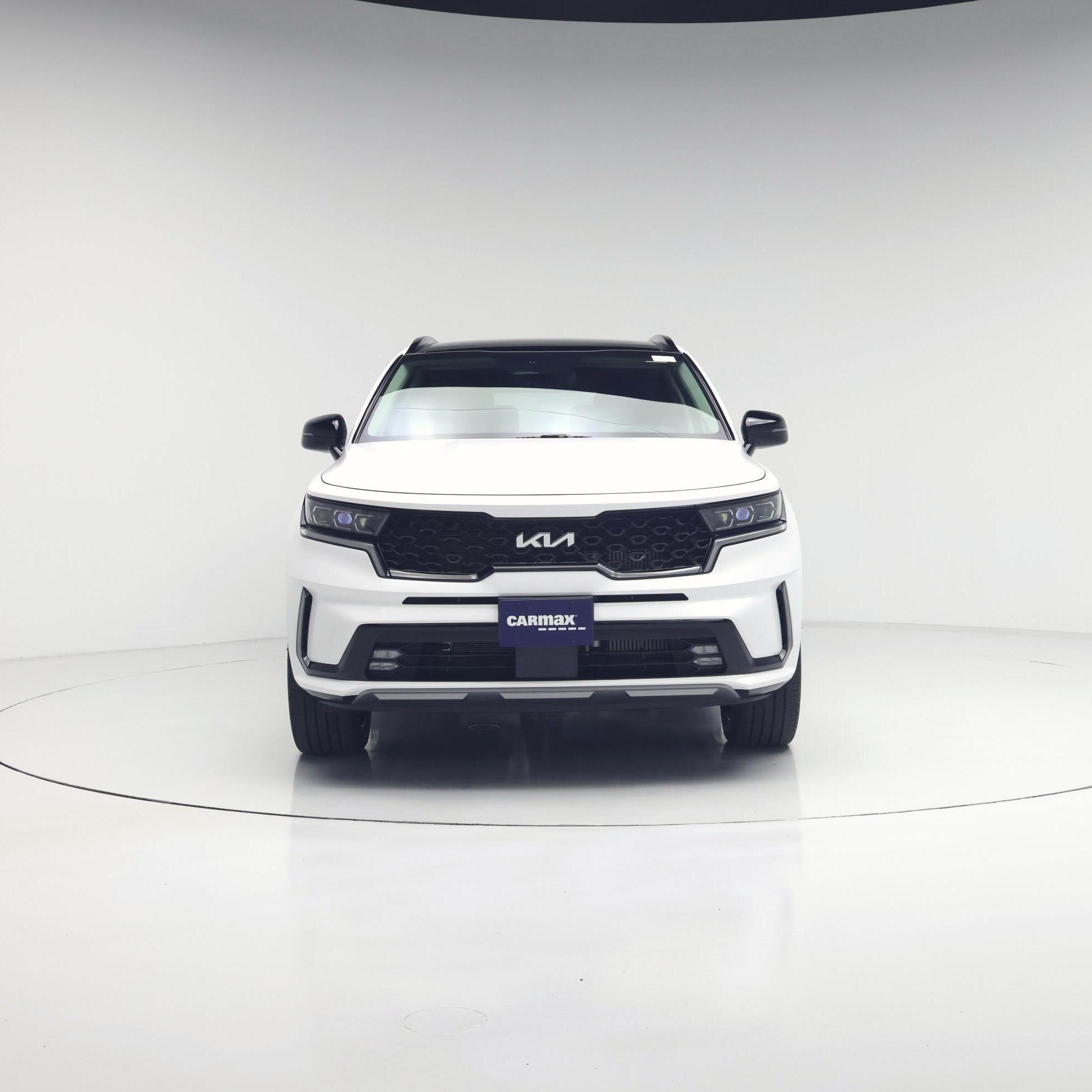 Thumbnail: 2023 Kia Sorento - 5