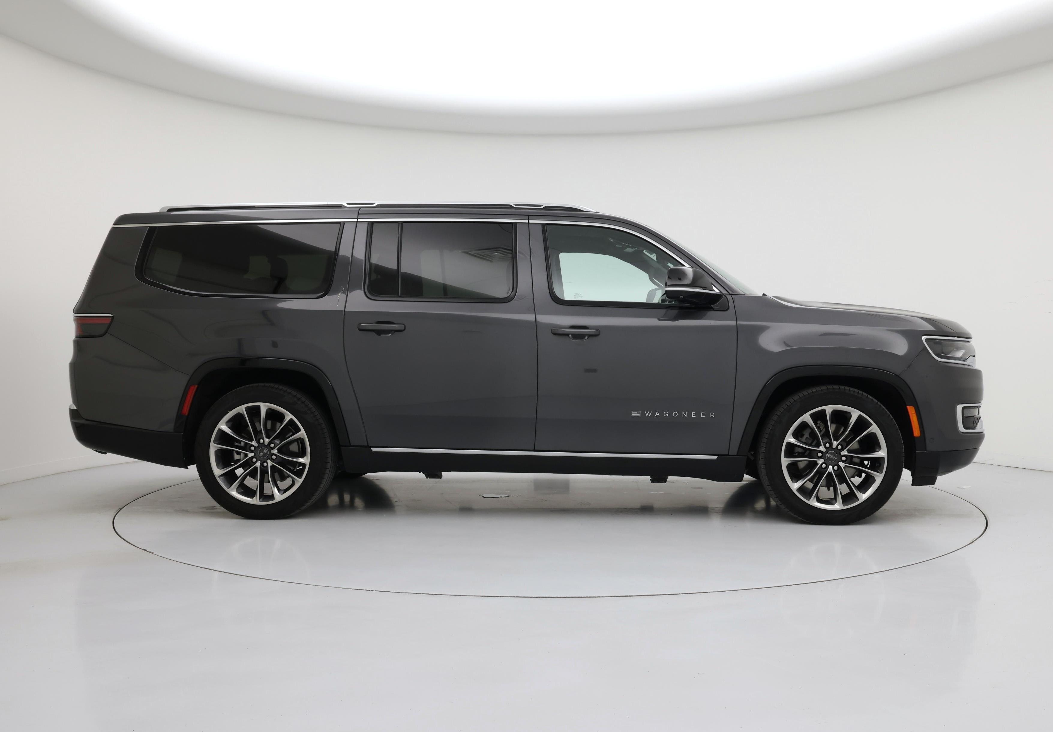 Thumbnail: 2023 Jeep Wagoneer - 7