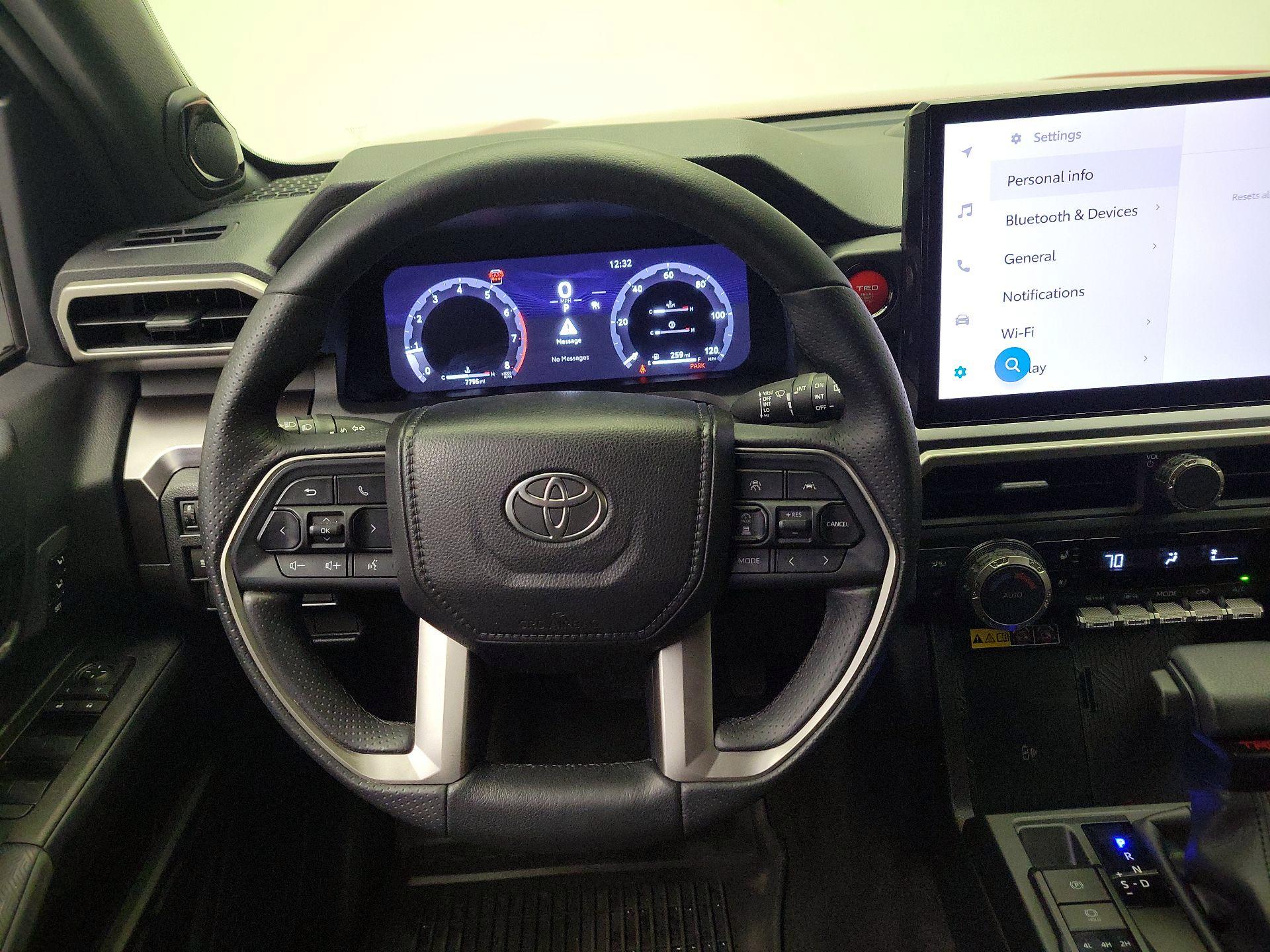 Thumbnail: 2025 Toyota 4Runner - 10