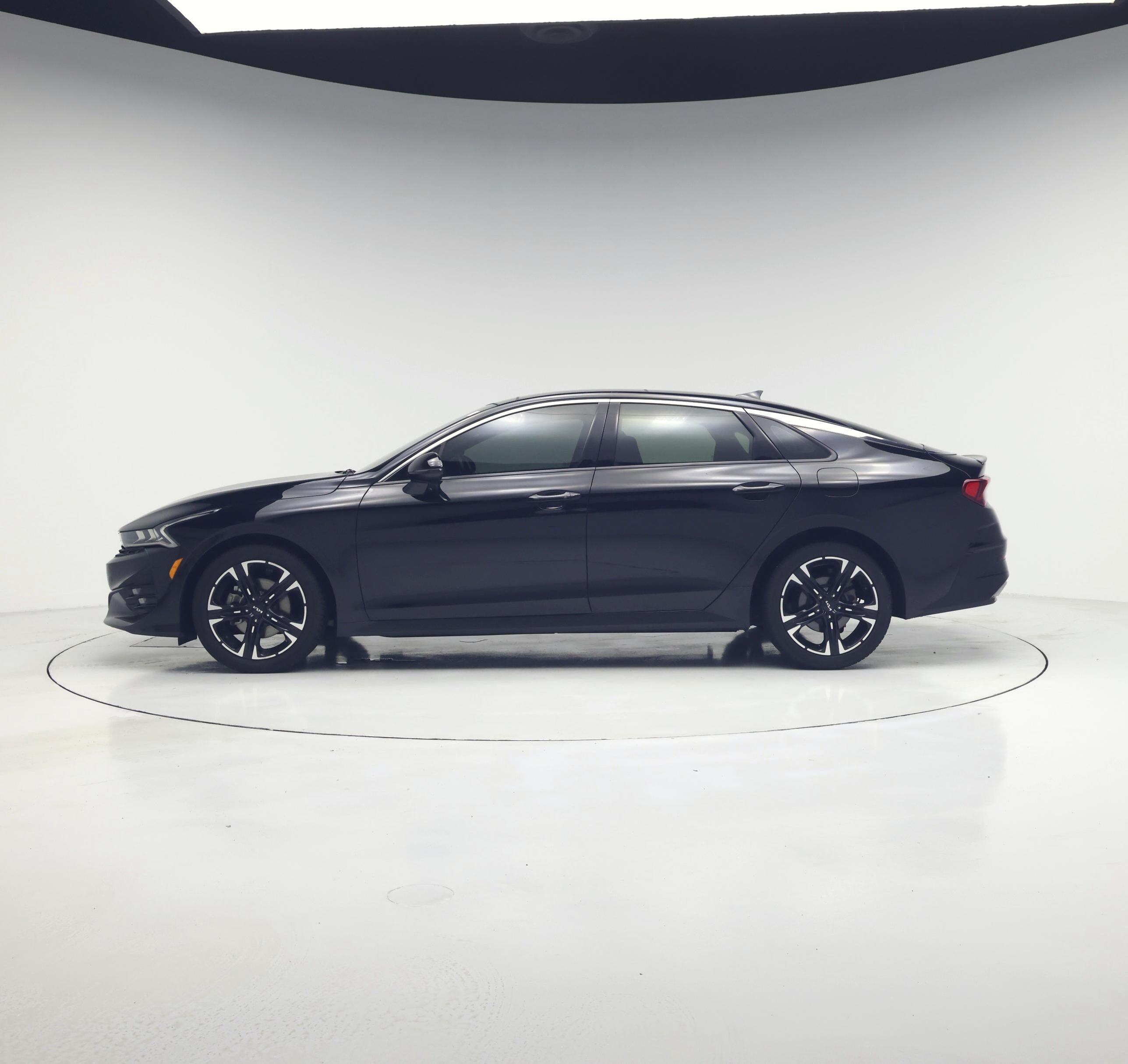 Thumbnail: 2024 Kia K5 - 3