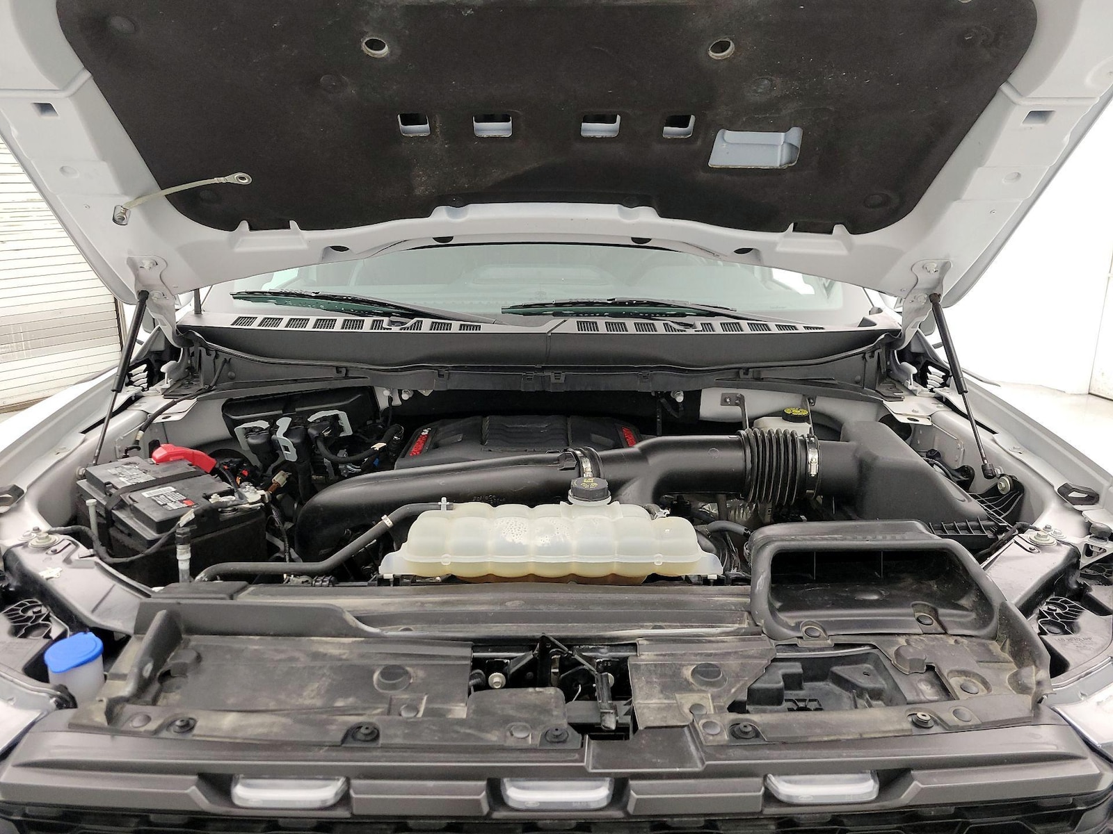 2023 Ford F-150 Raptor - Photo 24
