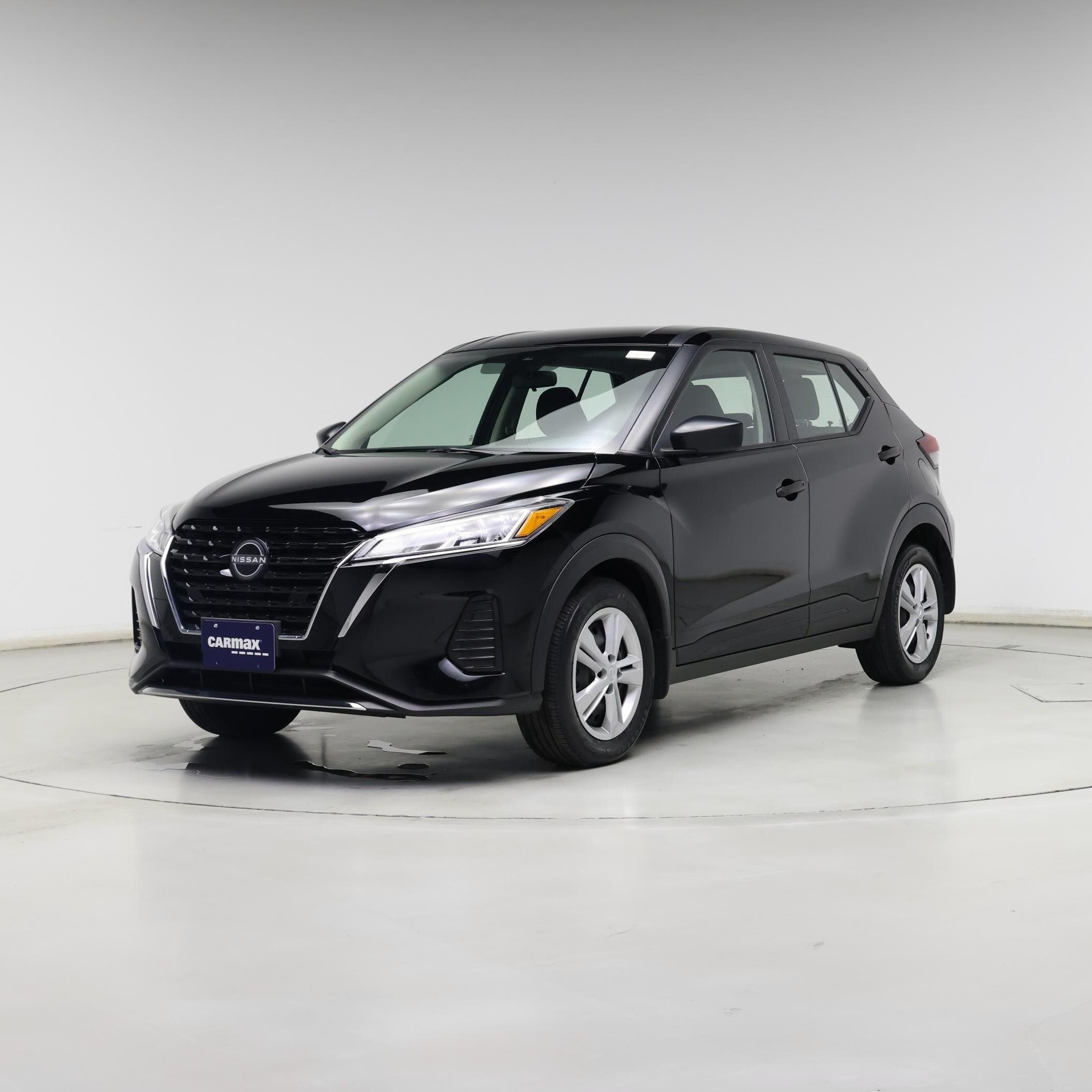 Thumbnail: 2024 Nissan Kicks - 4