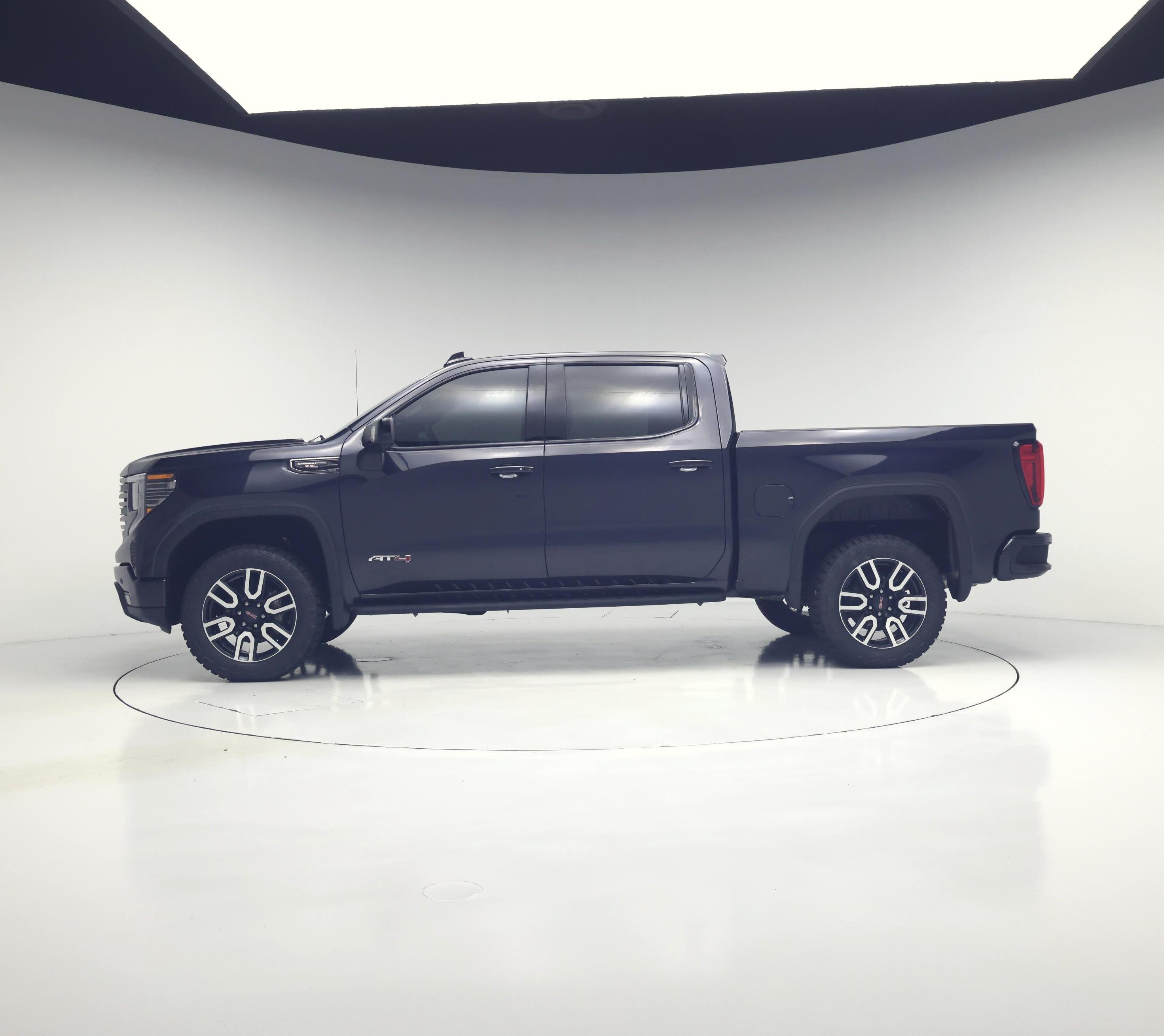 Thumbnail: 2023 GMC Sierra 1500 - 3