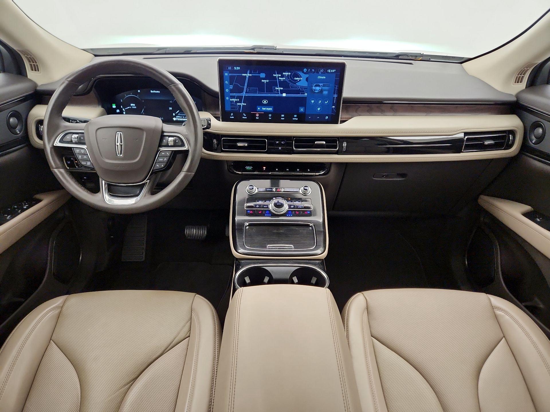 Thumbnail: 2023 Lincoln Nautilus - 9