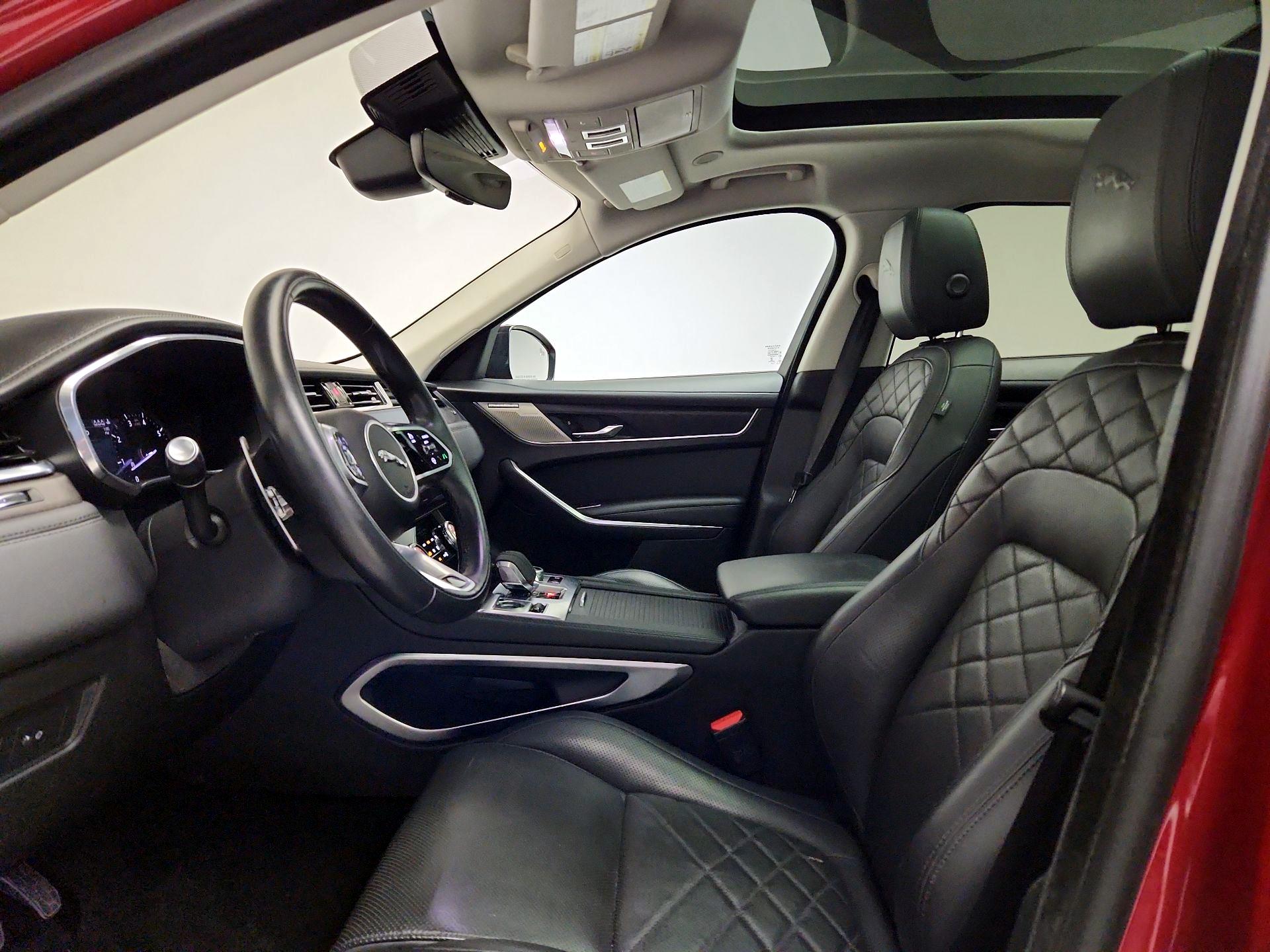 Thumbnail: 2021 Jaguar F-Pace - 11