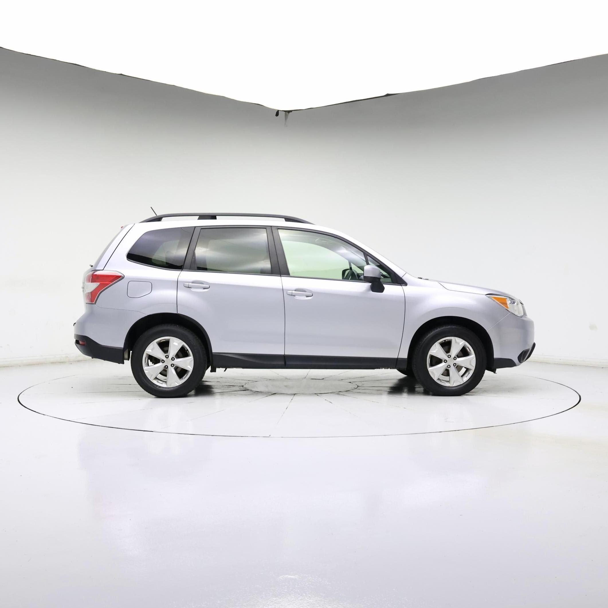 Thumbnail: 2015 Subaru Forester - 3