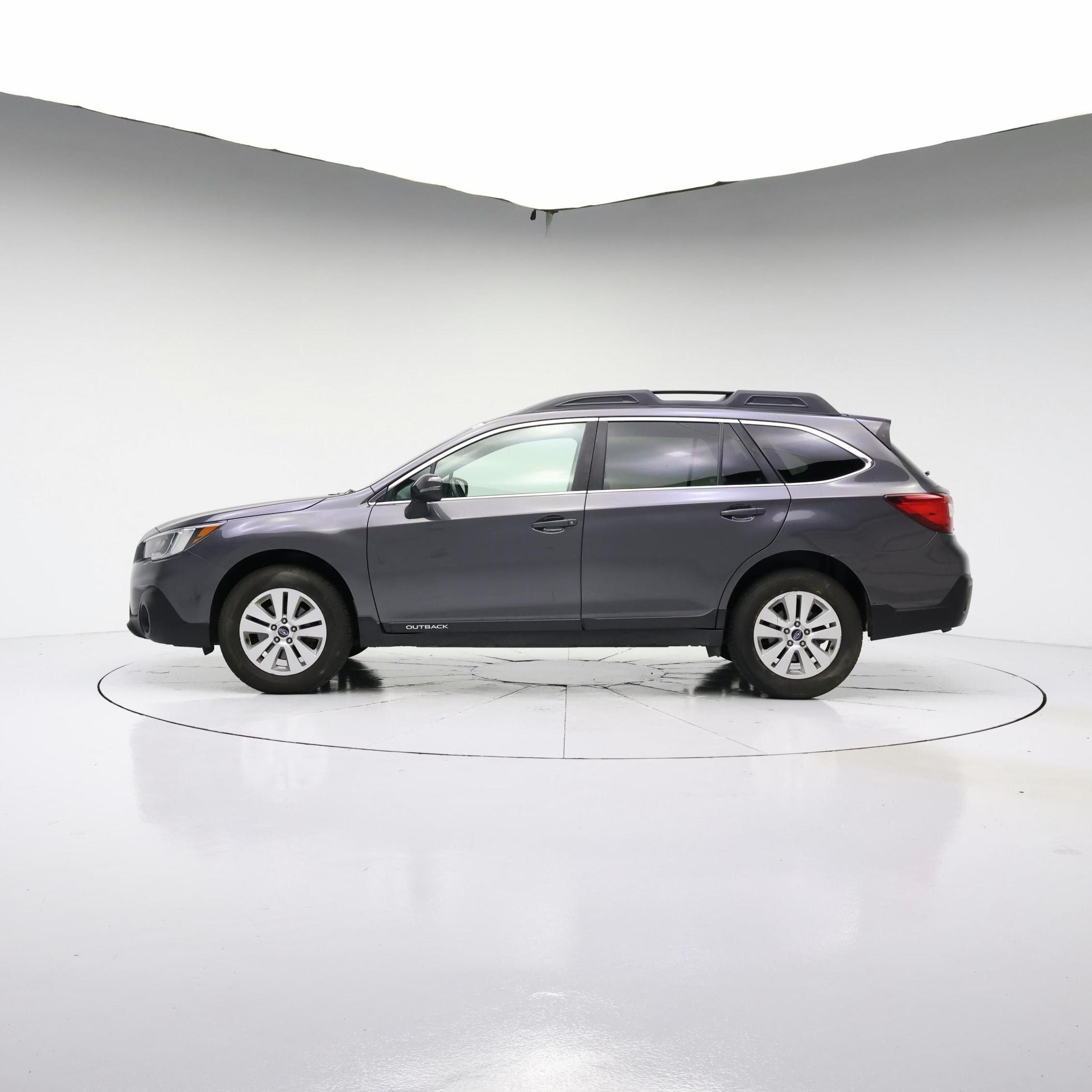 Thumbnail: 2018 Subaru Outback - 3