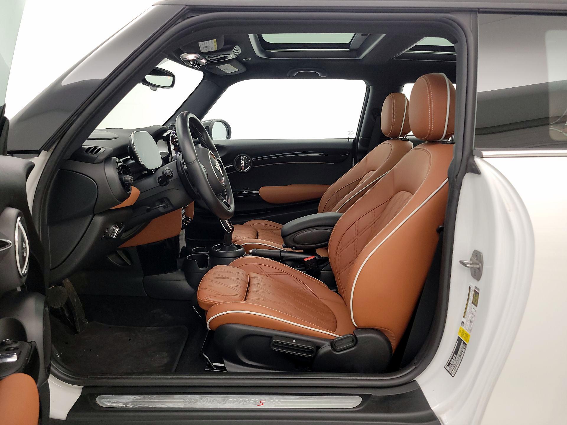 Thumbnail: 2024 MINI Cooper Hardtop - 11