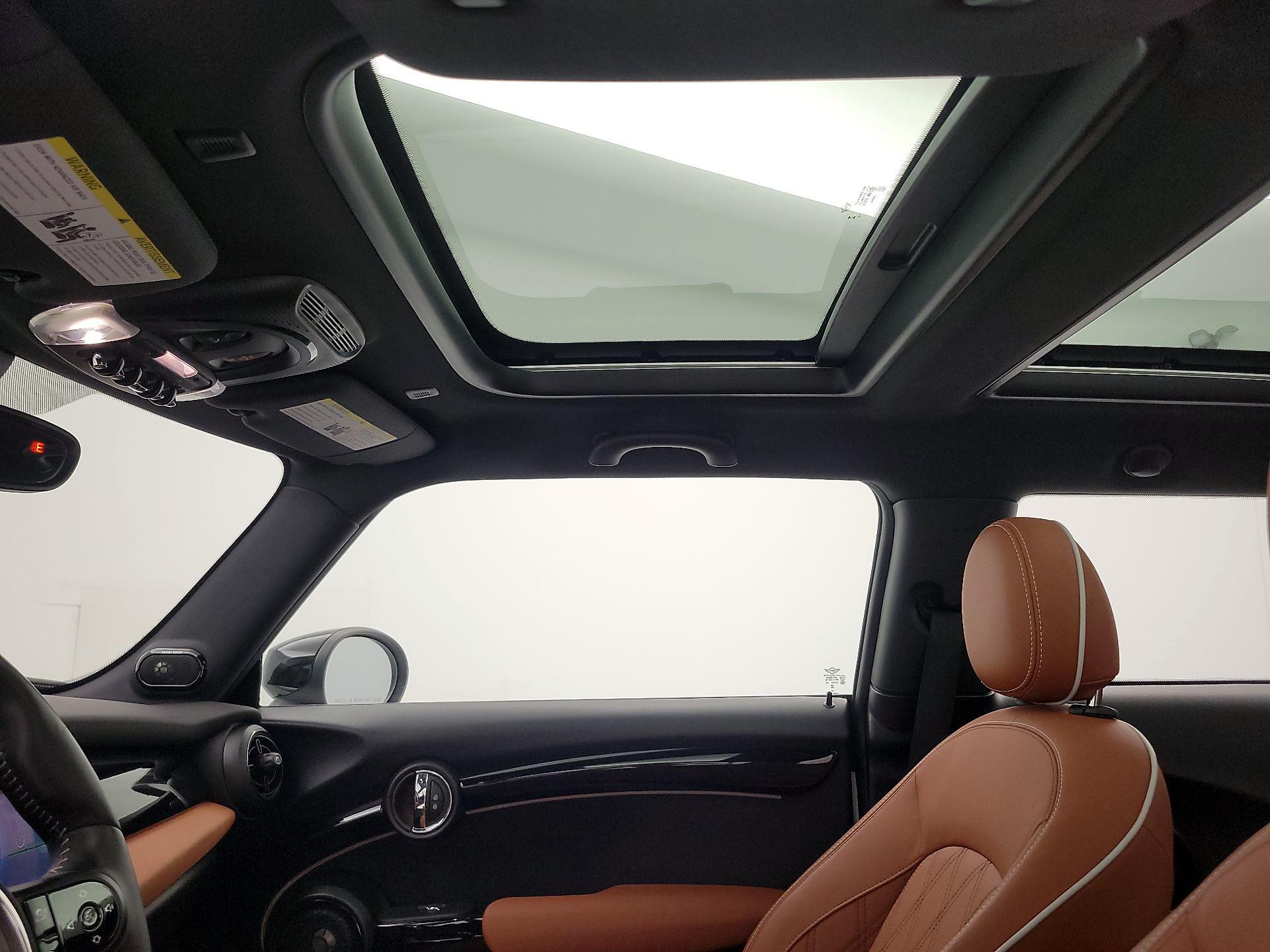 Thumbnail: 2024 MINI Cooper Hardtop - 20