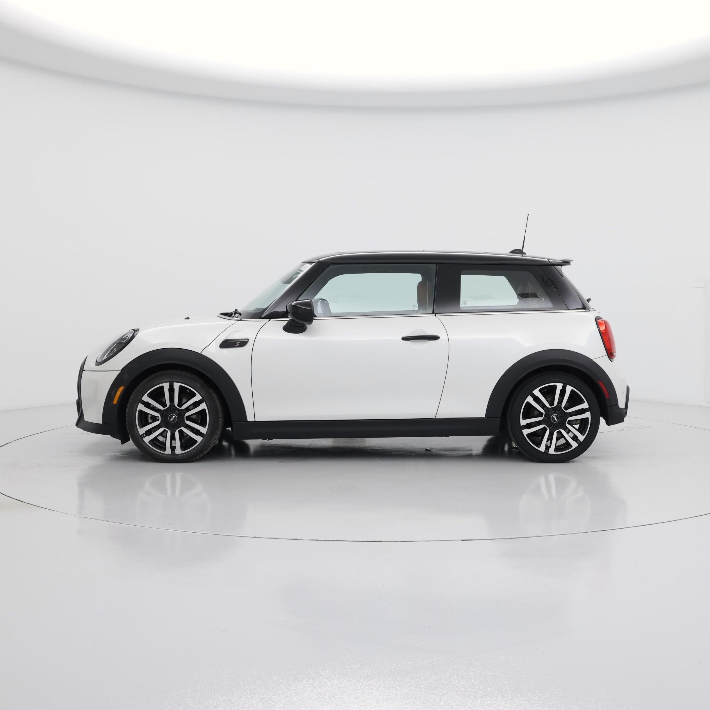 Thumbnail: 2024 MINI Cooper Hardtop - 3